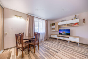 Продаж квартири, Харківська, Подвірки, р‑н. Холодна Гора, ст.м. Холодна гора, Залютинська вулиця, буд. 16