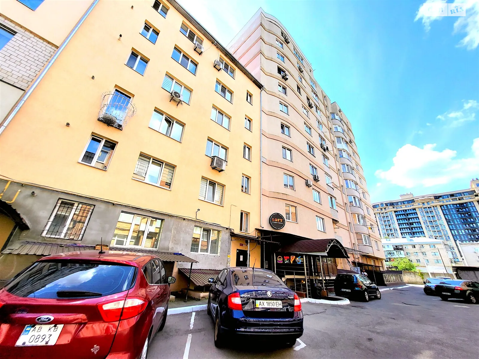 Продається 2-кімнатна квартира 56 кв. м у Вінниці, вул. Келецька - фото 1