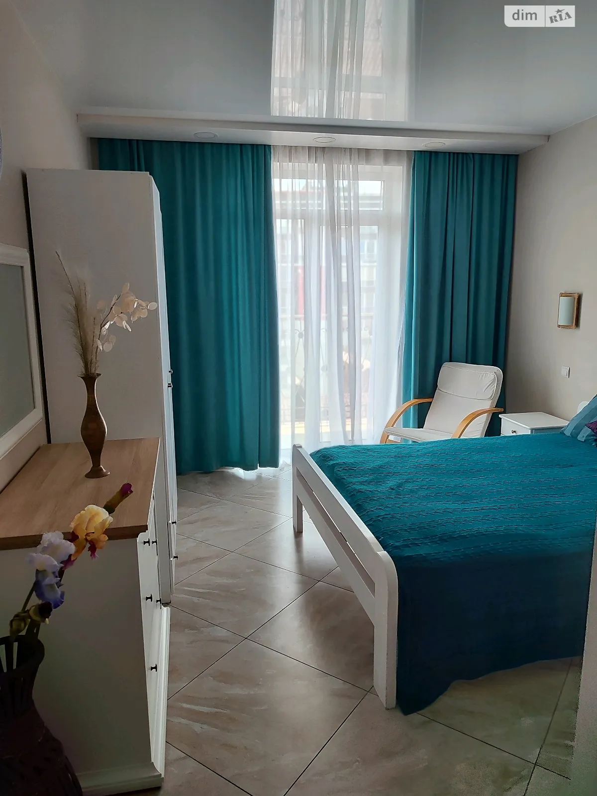 Продається 2-кімнатна квартира 57 кв. м у Ірпені, вул. Західна, 14 - фото 1