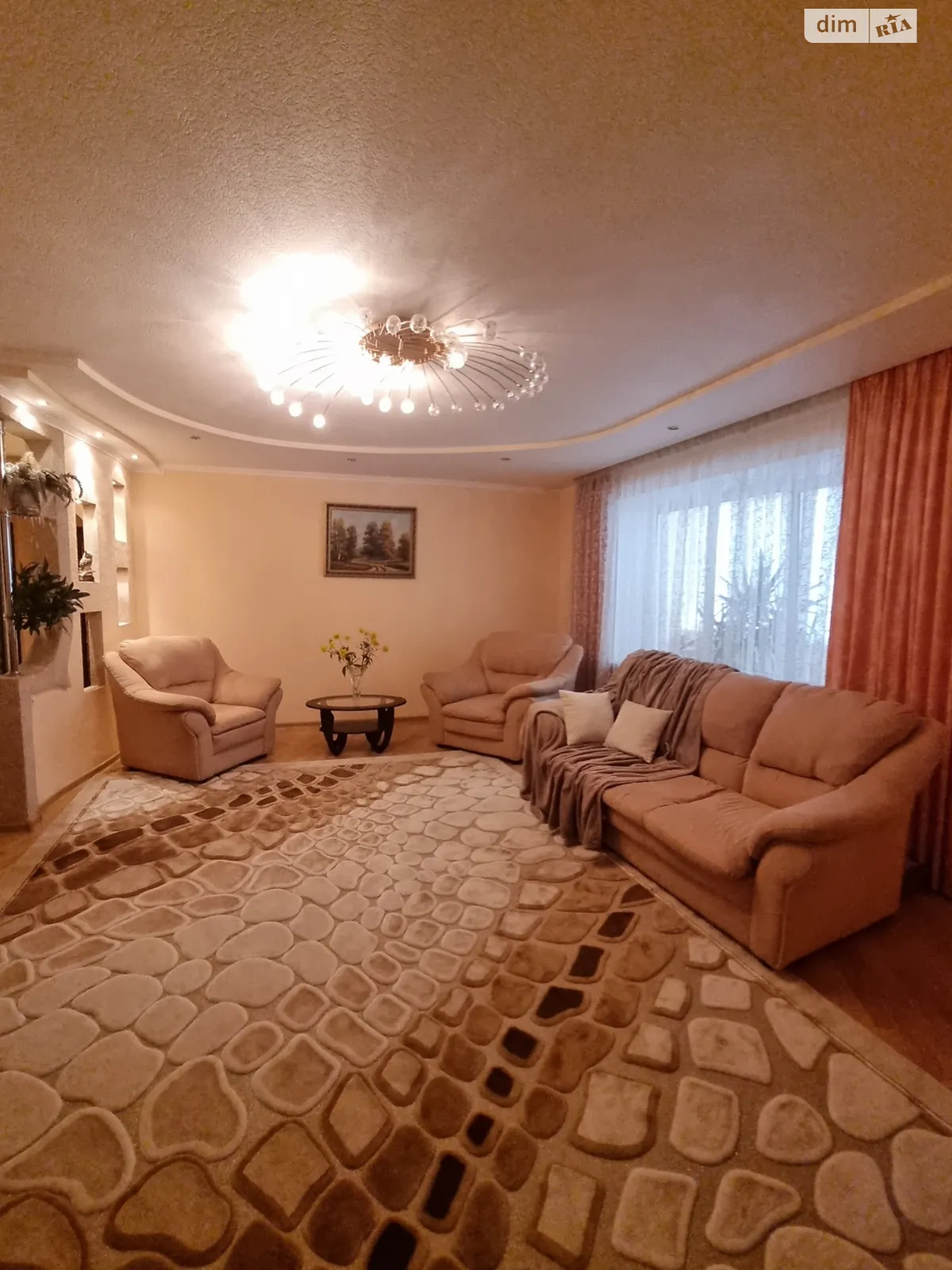 Продается 3-комнатная квартира 108 кв. м в Хмельницком, ул. Заречанская - фото 1