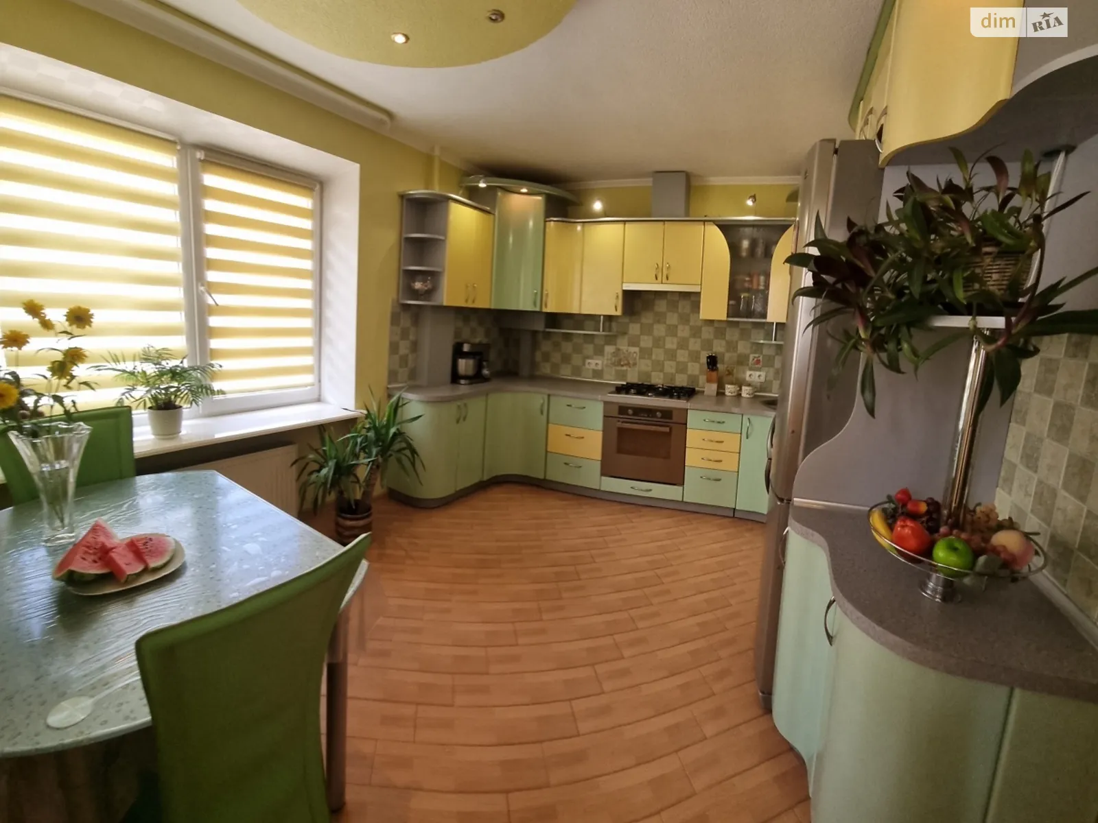 Продается 3-комнатная квартира 108 кв. м в Хмельницком, ул. Заречанская - фото 1