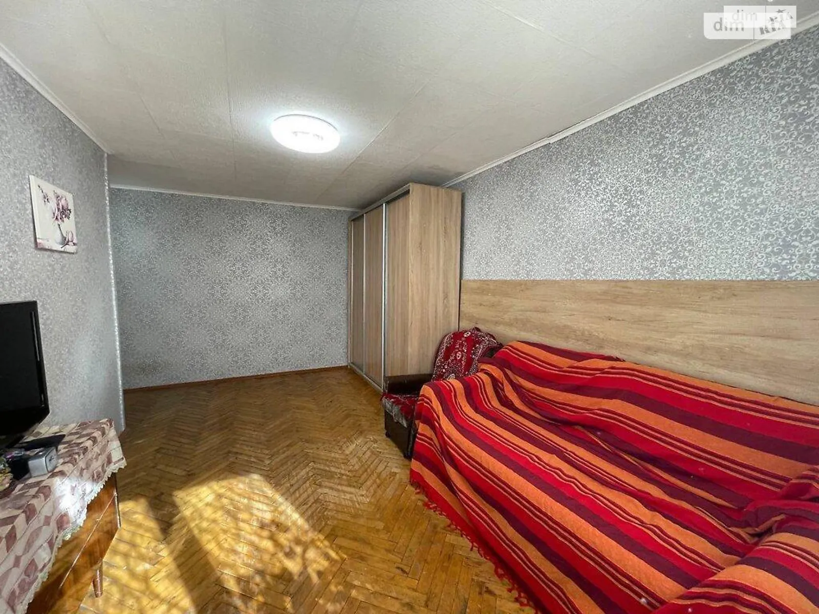 Продается 4-комнатная квартира 70 кв. м в Киеве, просп. Науки - фото 1
