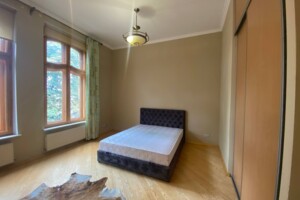 Продажа квартиры, Ивано-Франковск, р‑н. Центр, Гетьмана Ивана Мазепы улица