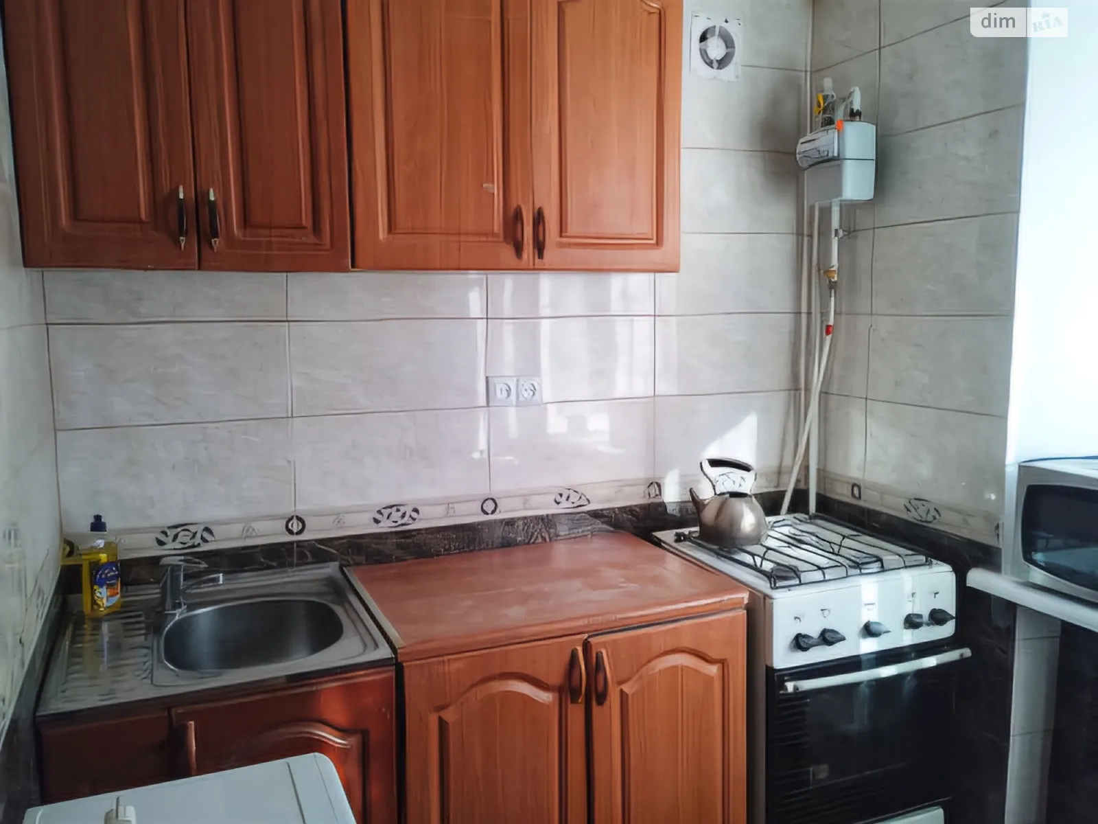 Продається 3-кімнатна квартира 56 кв. м у Одесі, вул. Варненська, 17Г - фото 1