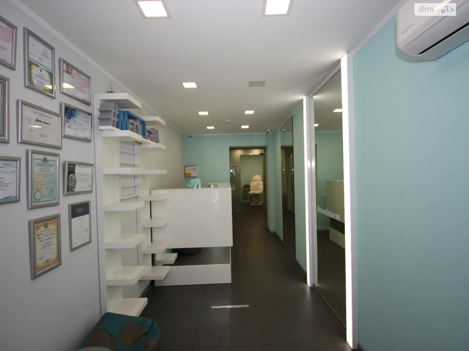 Продается объект сферы услуг 71 кв. м в 5-этажном здании, цена: 63000 $ - фото 1
