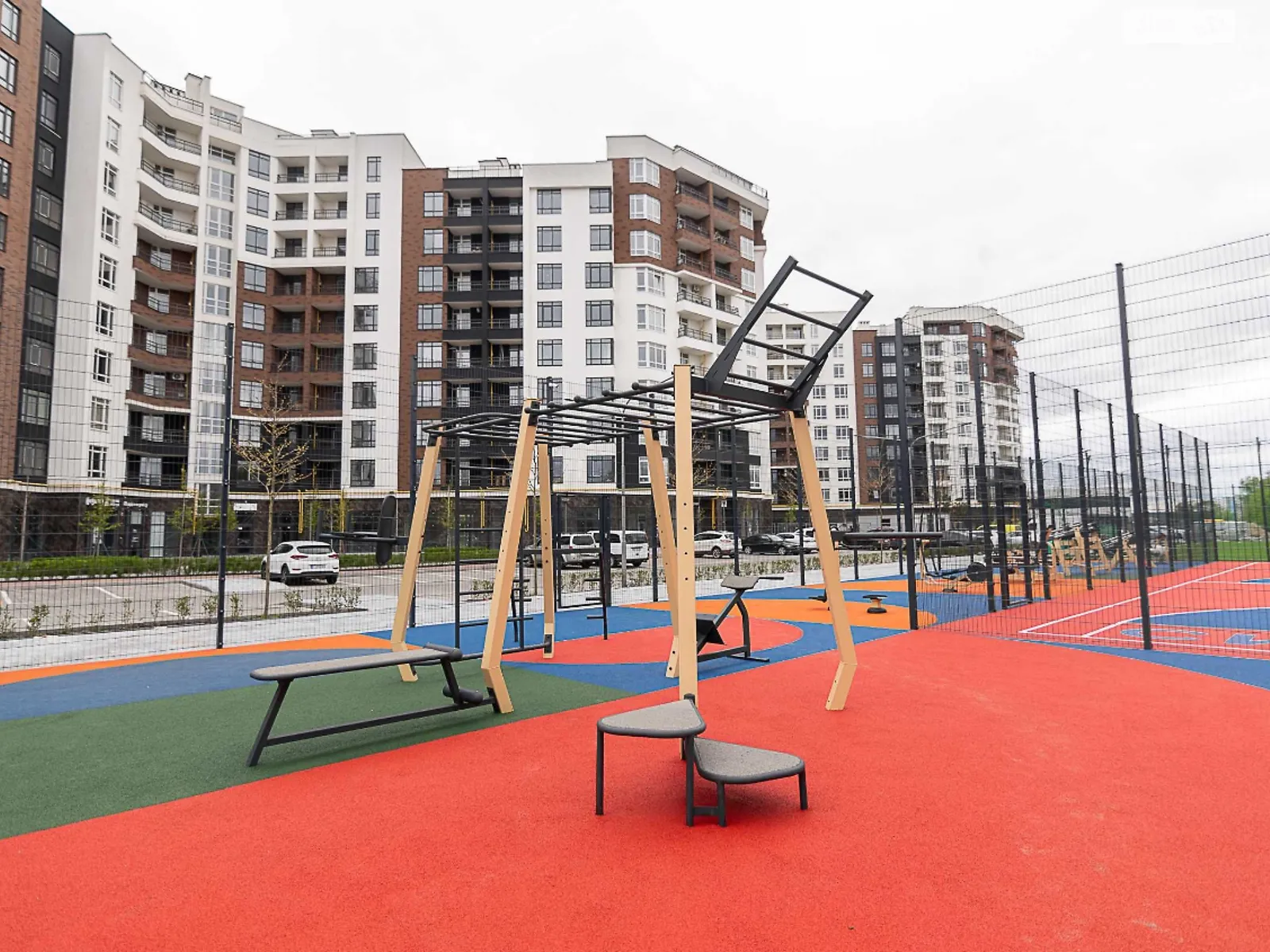 Продается 1-комнатная квартира 38.5 кв. м в Ирпене, ул. Кобылянской Ольги, 1В/22 - фото 1