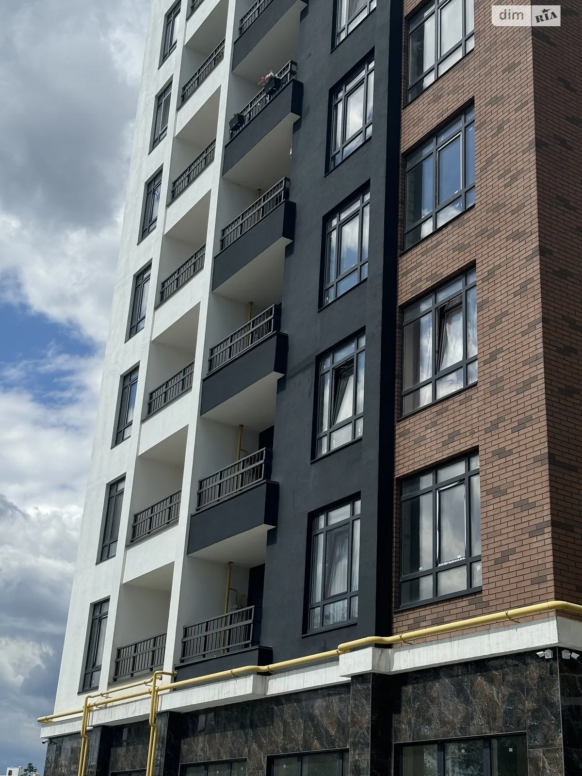 Продается 1-комнатная квартира 37.2 кв. м в Ирпене, ул. Кобылянской Ольги, 1В/26 - фото 1
