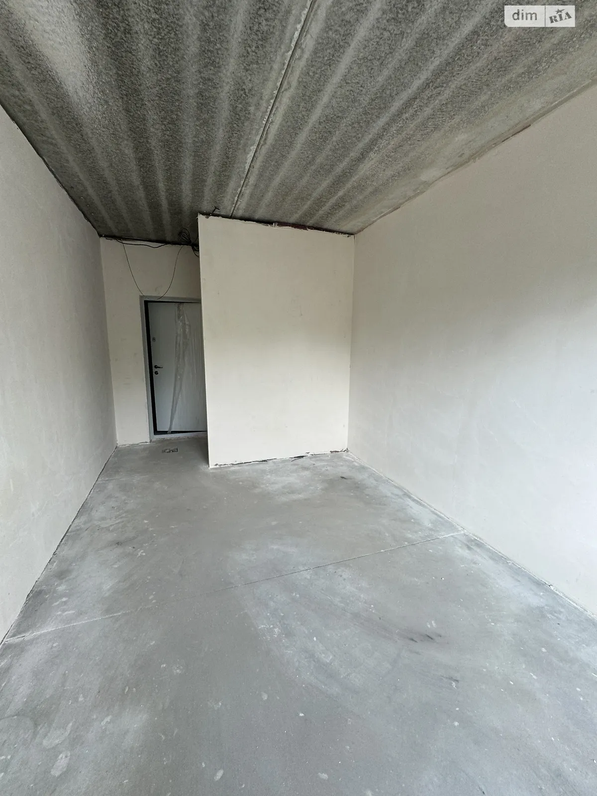 Продается 1-комнатная квартира 19 кв. м в Гостомеле, ул. Молодежная - фото 1