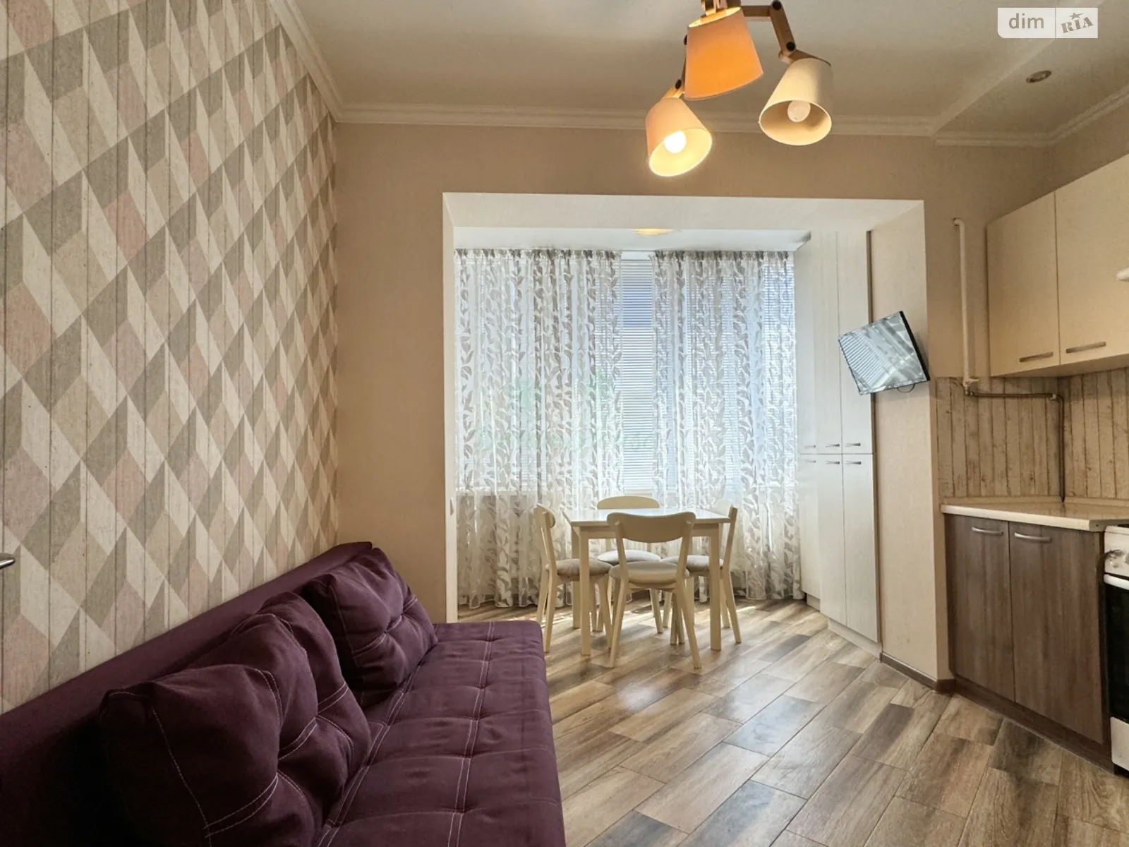 Продается 1-комнатная квартира 45.8 кв. м в Петропавловской Борщаговке, ул. Соборная(Ленина) - фото 1