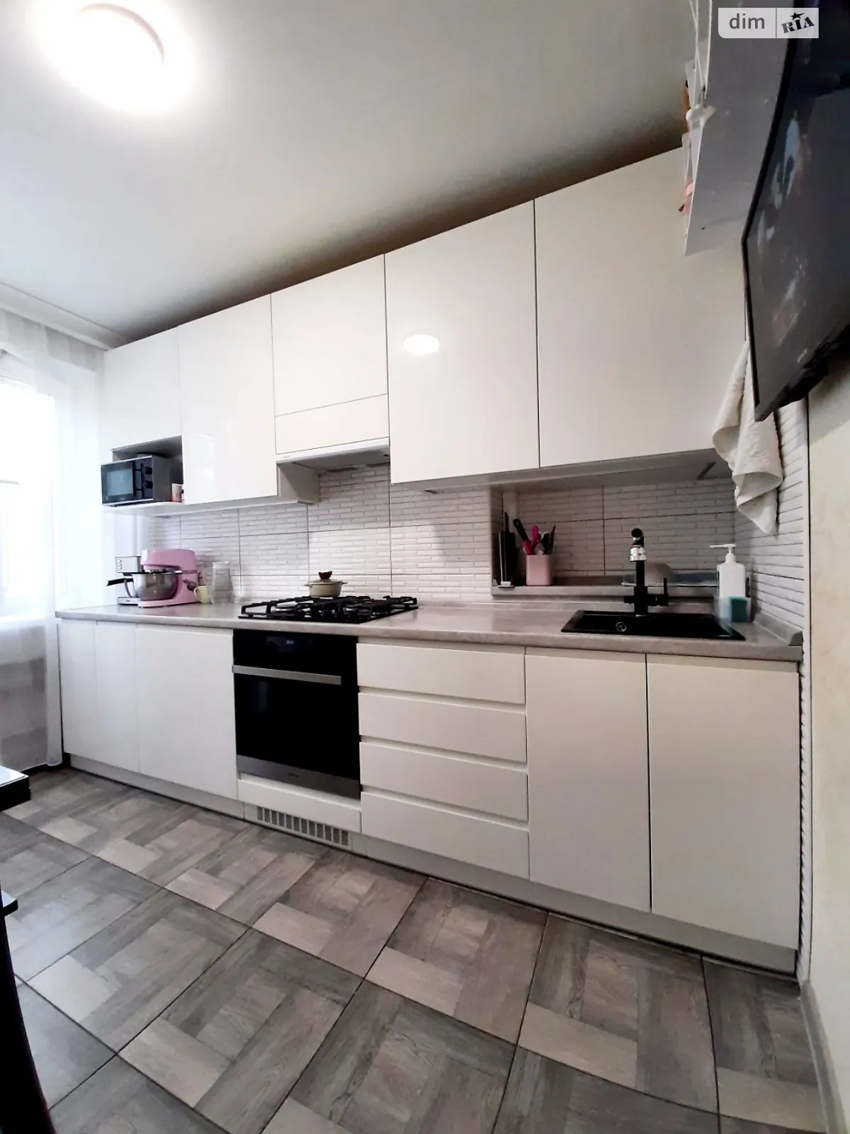 Продается 2-комнатная квартира 45.7 кв. м в Днепре, ул. Метростроевская, 3 - фото 1