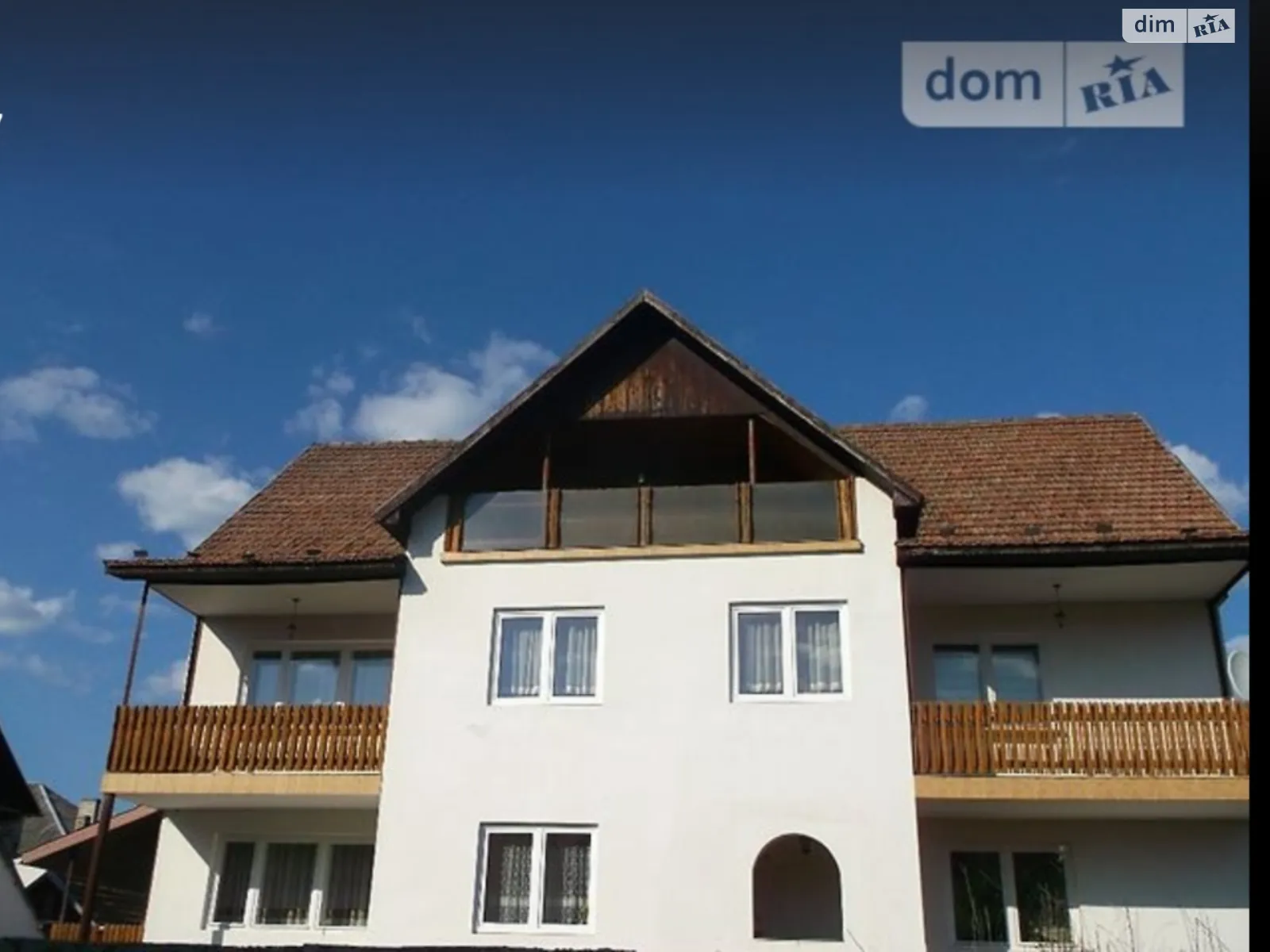 Продается дом на 4 этажа 400 кв. м с террасой, цена: 120000 $ - фото 1