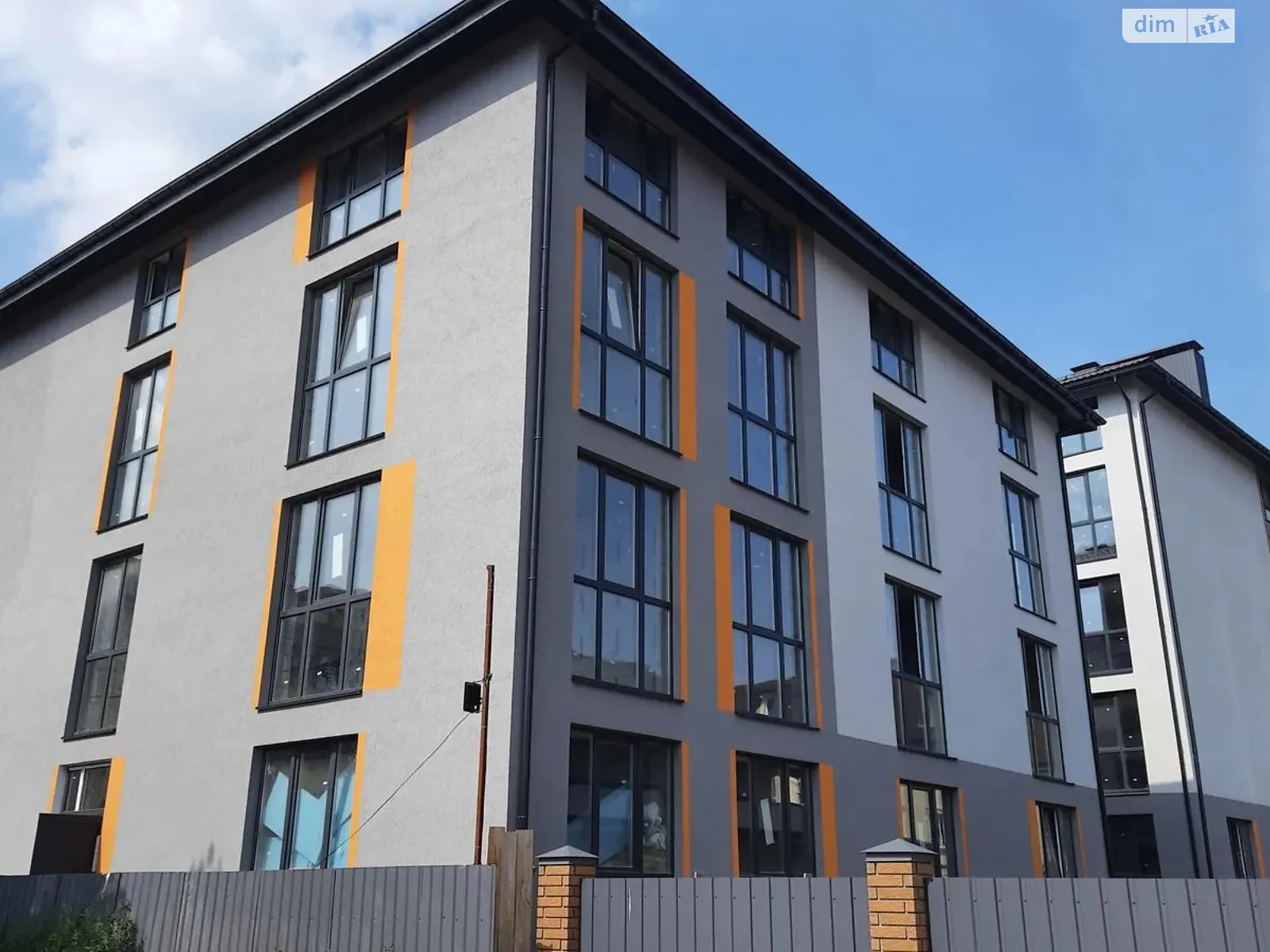 Продается 1-комнатная квартира 31.7 кв. м в Киеве, ул. Вишневая, 6/8 - фото 1