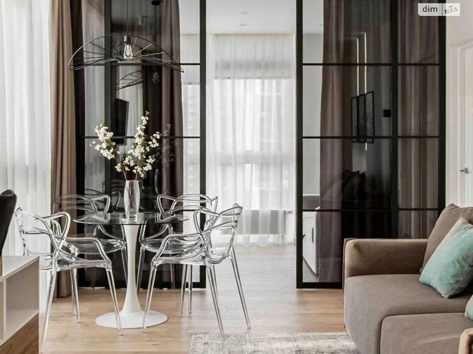 Продается 2-комнатная квартира 62.9 кв. м в Киеве, ул. Маккейна Джона, 1Б - фото 1