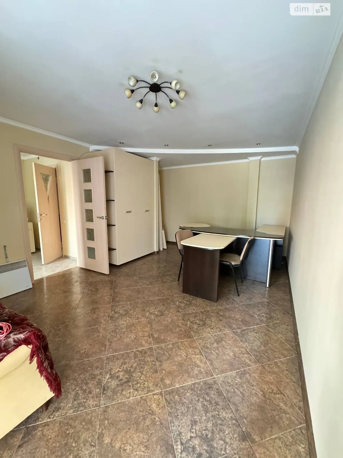 Продается офис 30 кв. м в бизнес-центре, цена: 28500 $ - фото 1