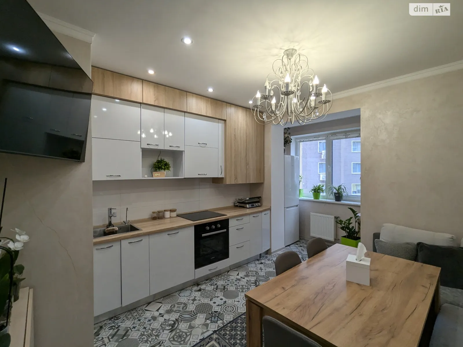 Продається 2-кімнатна квартира 57 кв. м у Одесі, вул. Академіка Сахарова - фото 1