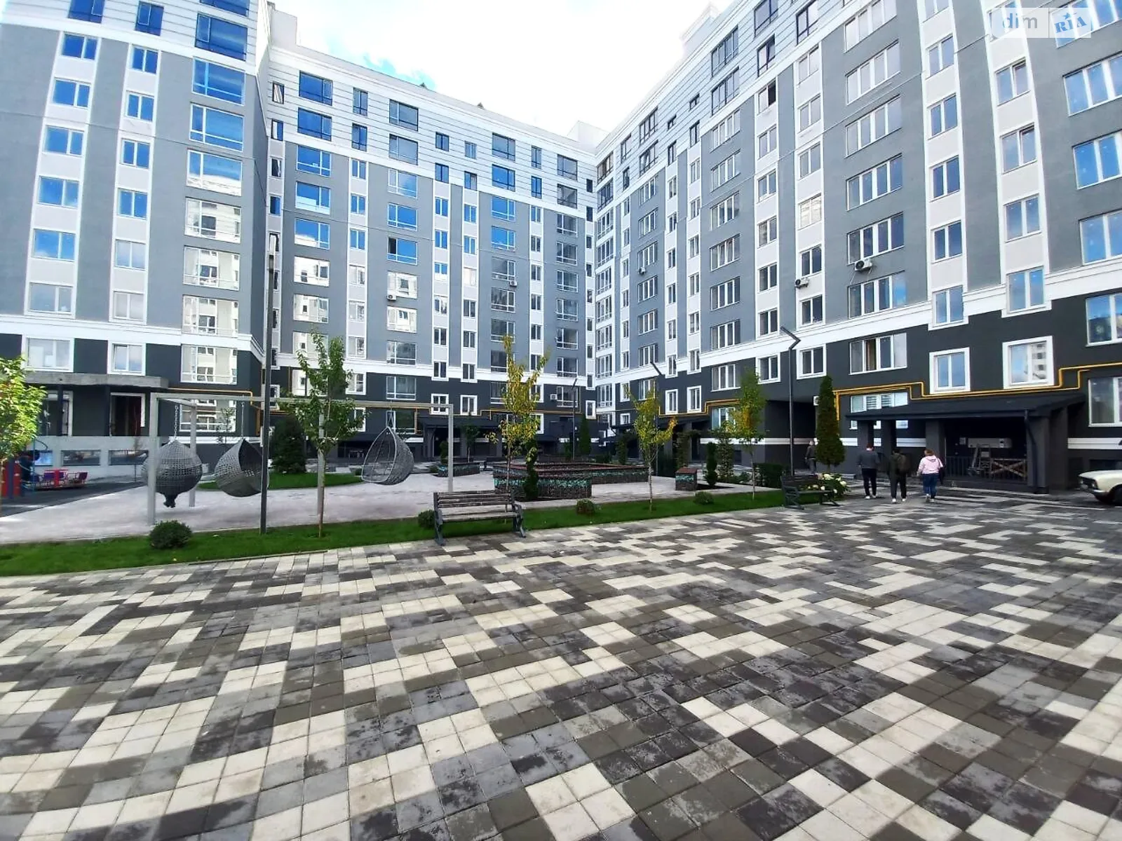 Продается 2-комнатная квартира 64 кв. м в Буче, ул. Ивана Кожедуба, 8А - фото 1