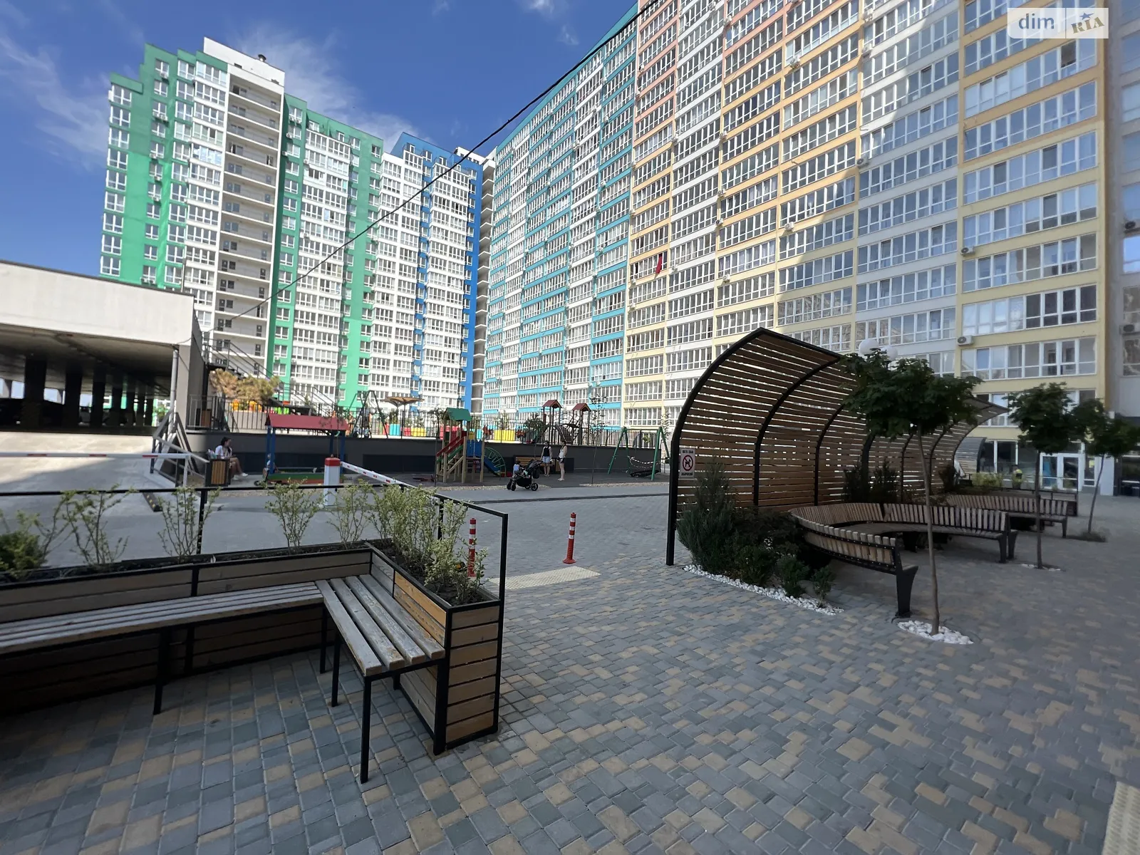 Продається 1-кімнатна квартира 55 кв. м у Лиманці, вул. Перлинна, 3А - фото 1