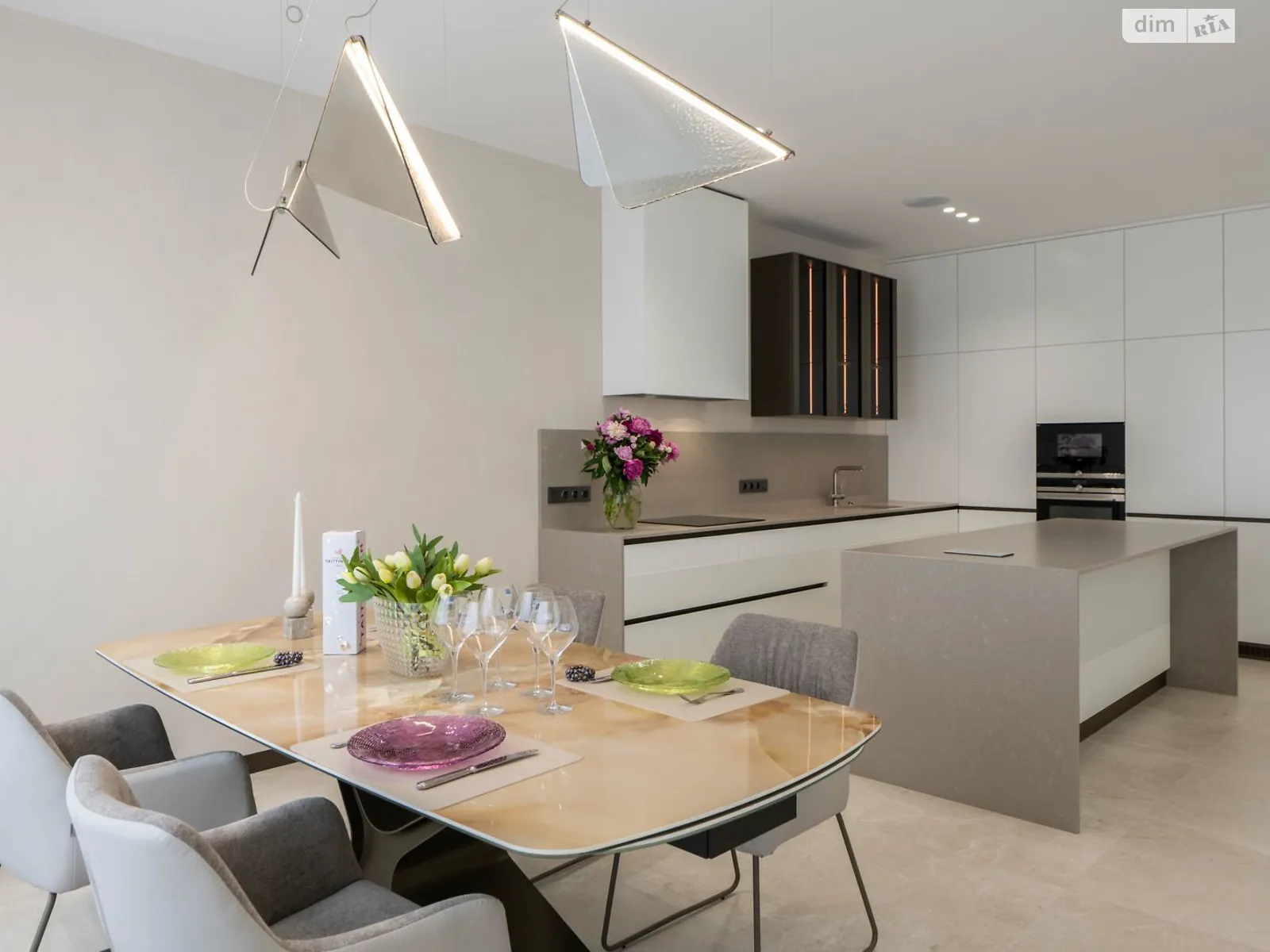 Продается 3-комнатная квартира 148 кв. м в Киеве, ул. Саперное Поле, 5 - фото 1