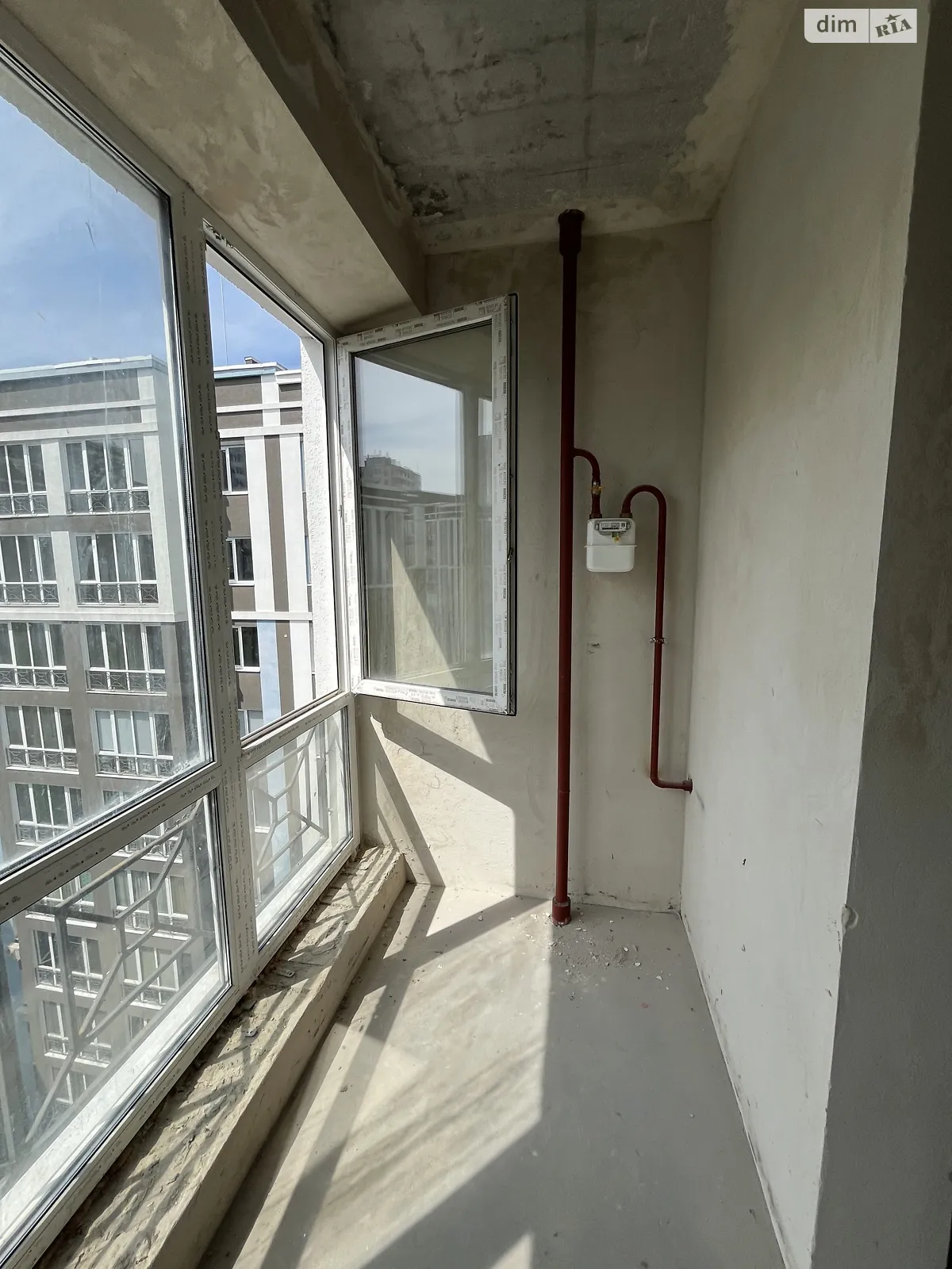 Продается 1-комнатная квартира 40 кв. м в Ирпене, ул. Григория Сковороды - фото 1