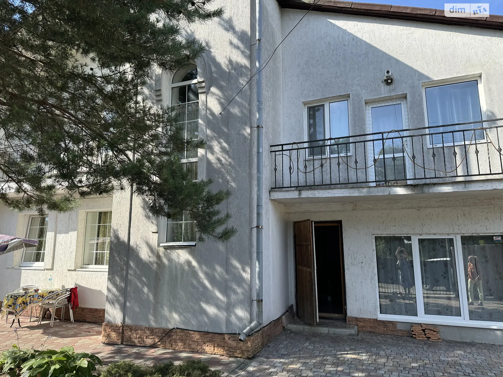 Продается дом на 2 этажа 209.2 кв. м с баней/сауной, цена: 120000 $ - фото 1