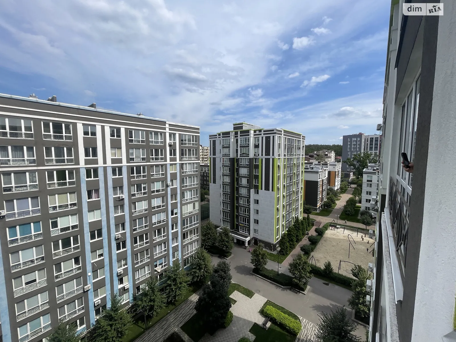 Продается 1-комнатная квартира 37 кв. м в Ирпене, ул. Николая Сингаевского(Новооскольская), 13 - фото 1