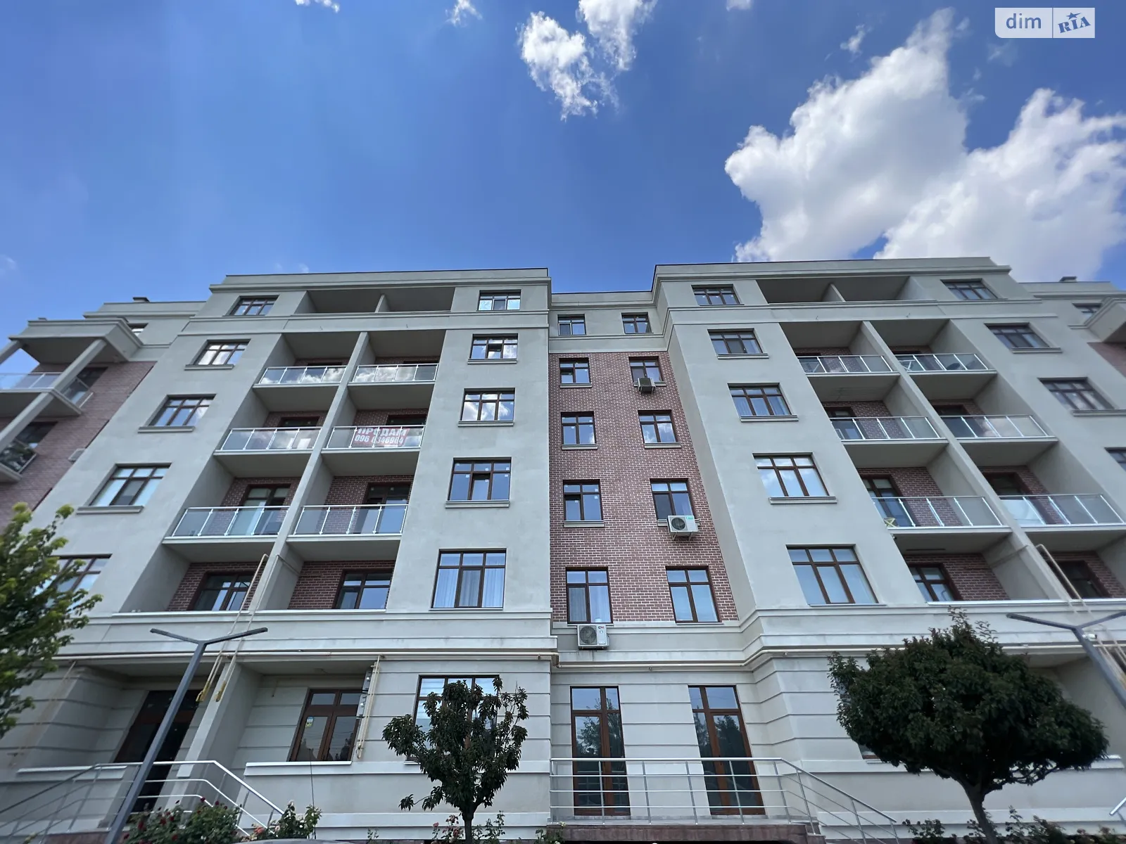 Продається 3-кімнатна квартира 92.3 кв. м у Таїрове, вул. Трамвайна, 31 - фото 1