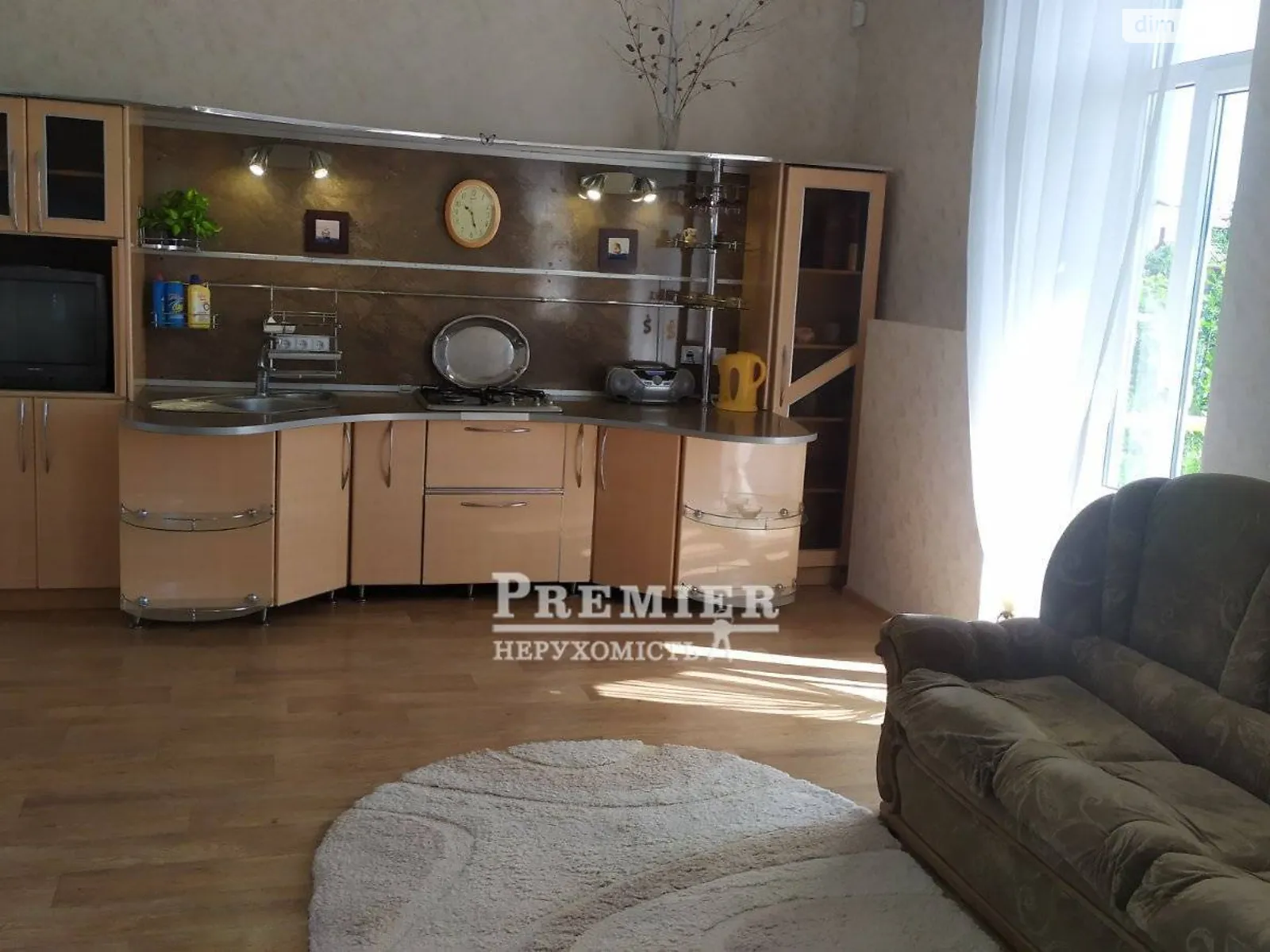 Продается дом на 4 этажа 89.3 кв. м с гаражом, цена: 60000 $ - фото 1