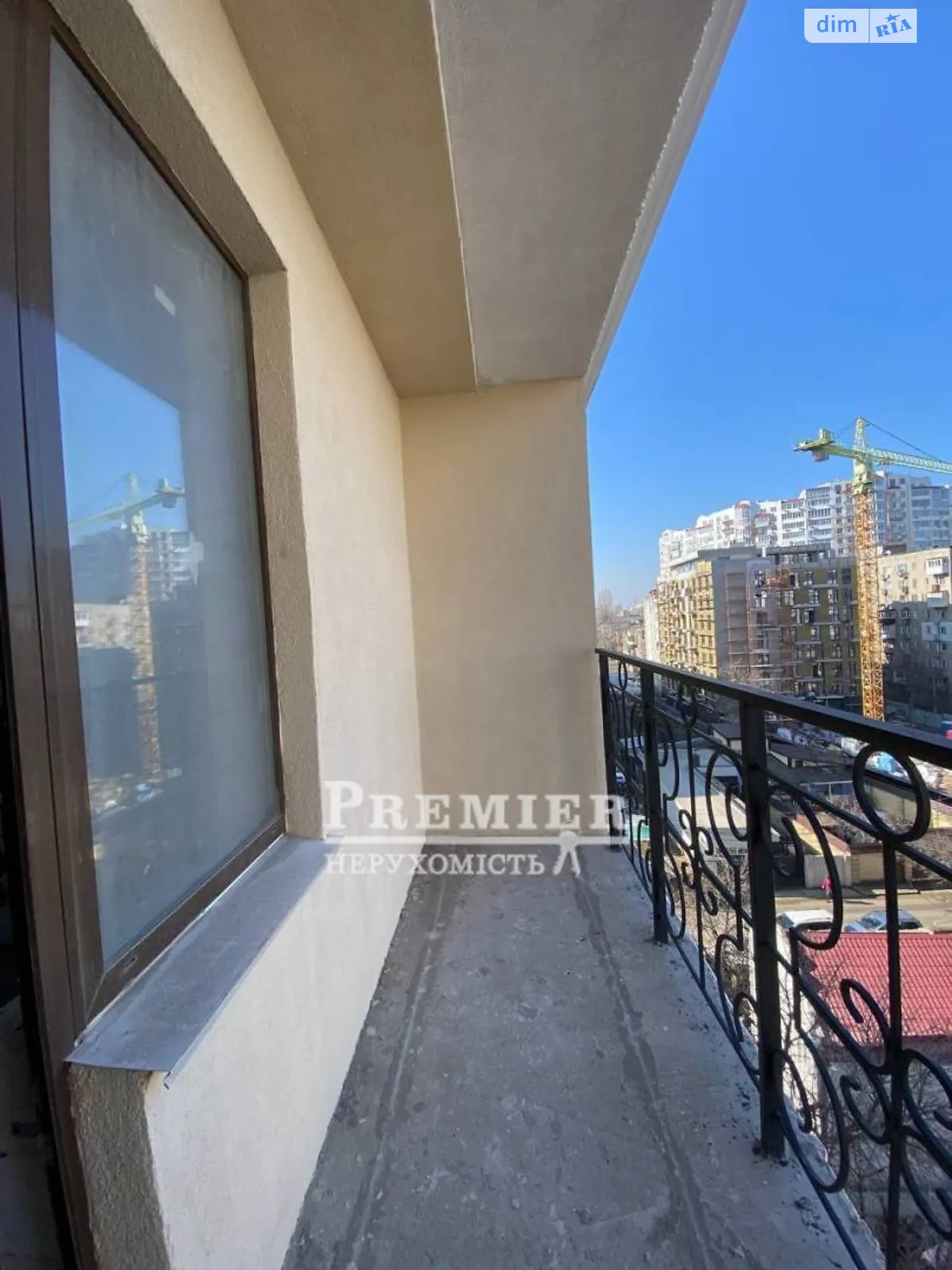 Продається 2-кімнатна квартира 62 кв. м у Одесі, вул. Педагогічна - фото 1