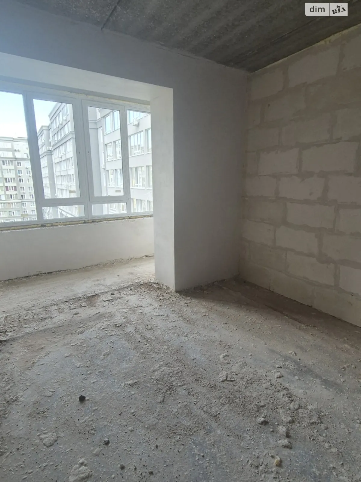 Продается 1-комнатная квартира 45 кв. м в Буче, ул. Ивана Кожедуба, 4Г - фото 1