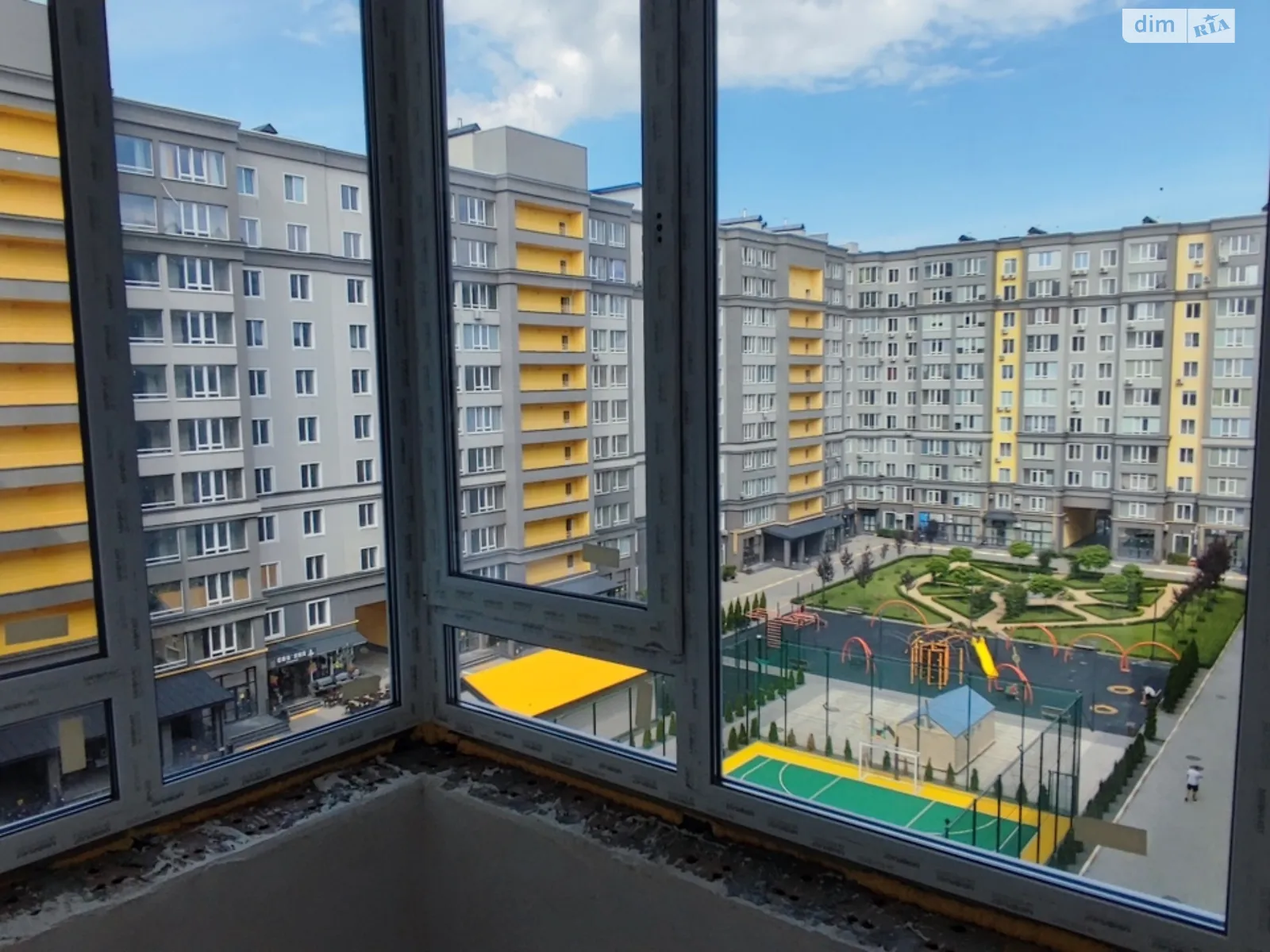 Продается 1-комнатная квартира 45 кв. м в Буче, ул. Ивана Кожедуба - фото 1
