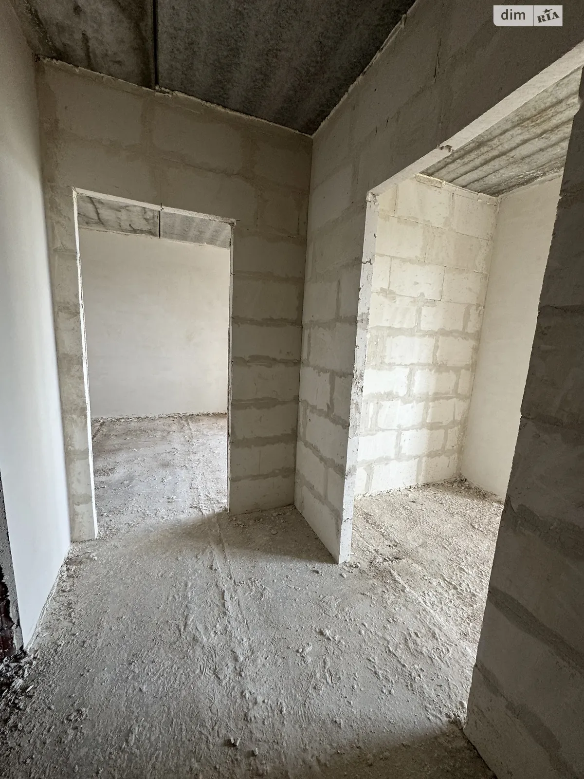 Продается 1-комнатная квартира 44.2 кв. м в Буче, ул. Ивана Кожедуба, 3В - фото 1