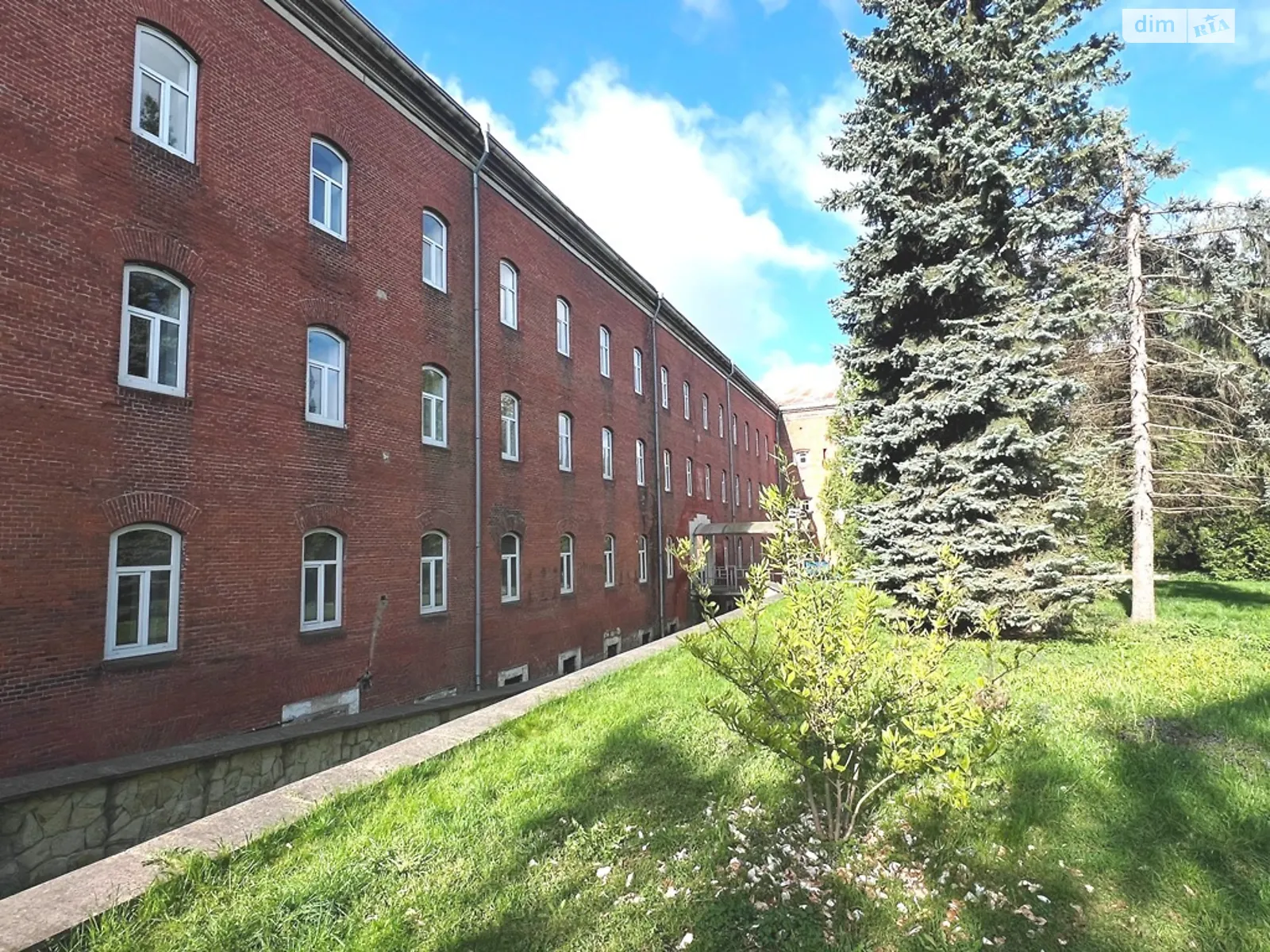 вул. Грабовського, 11 Галицький Львів, цена: 451500000 грн - фото 1
