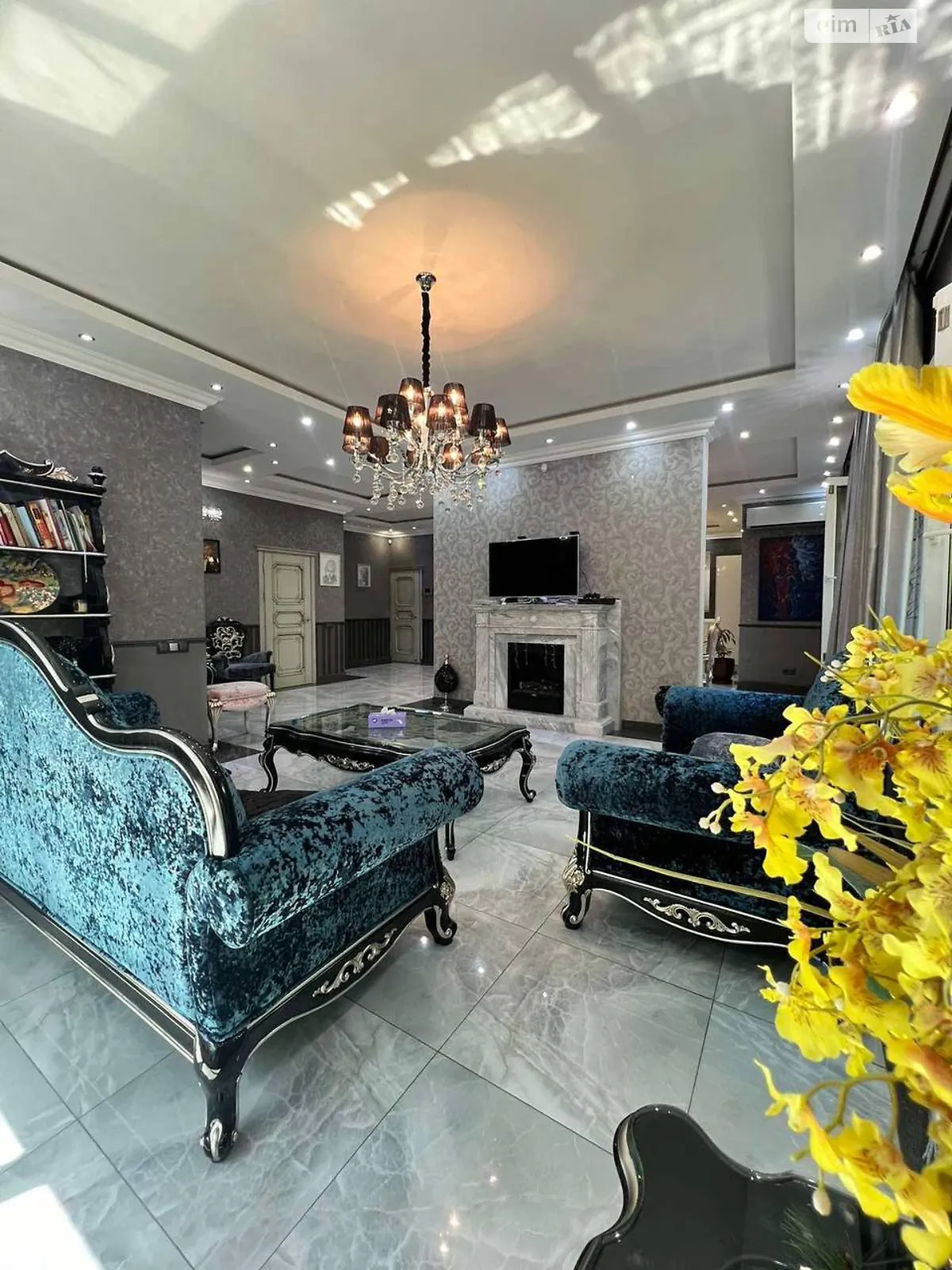 Продається будинок 2 поверховий 367.1 кв. м с басейном, цена: 440000 $ - фото 1
