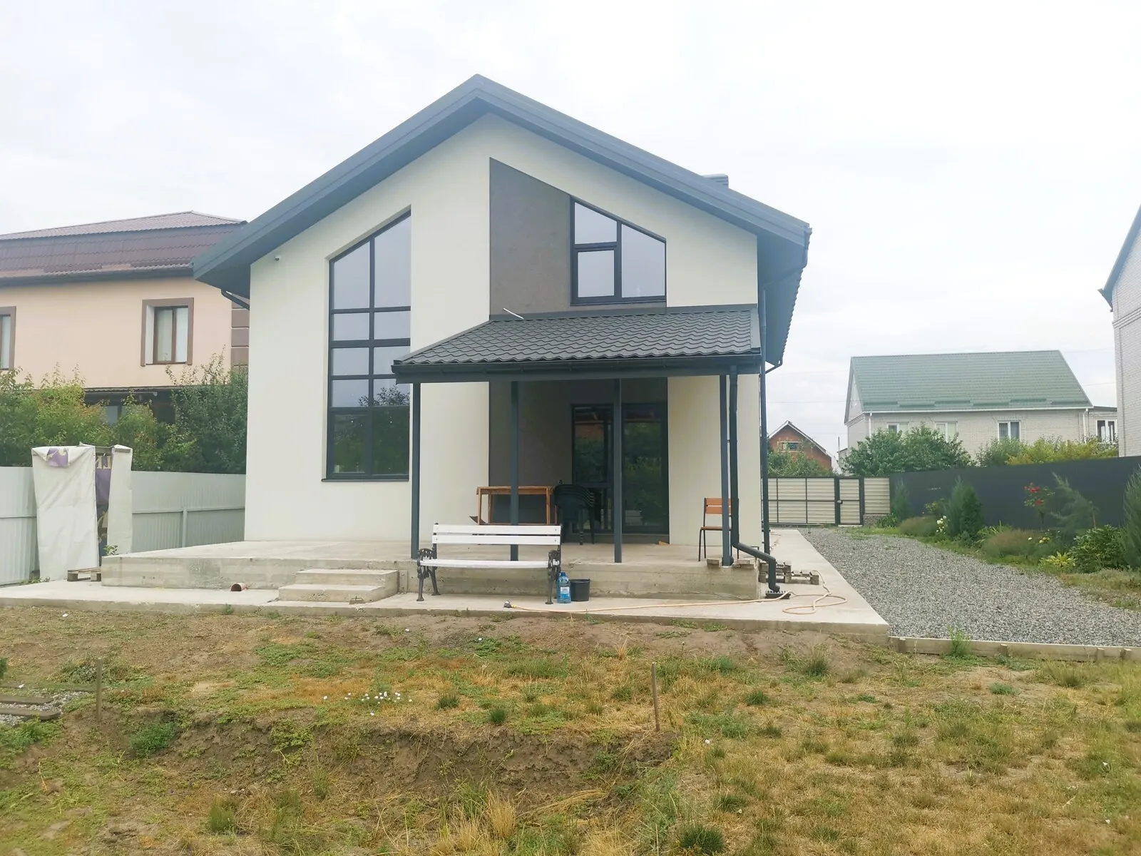 Продается дом на 2 этажа 190 кв. м с подвалом, цена: 190000 $ - фото 1