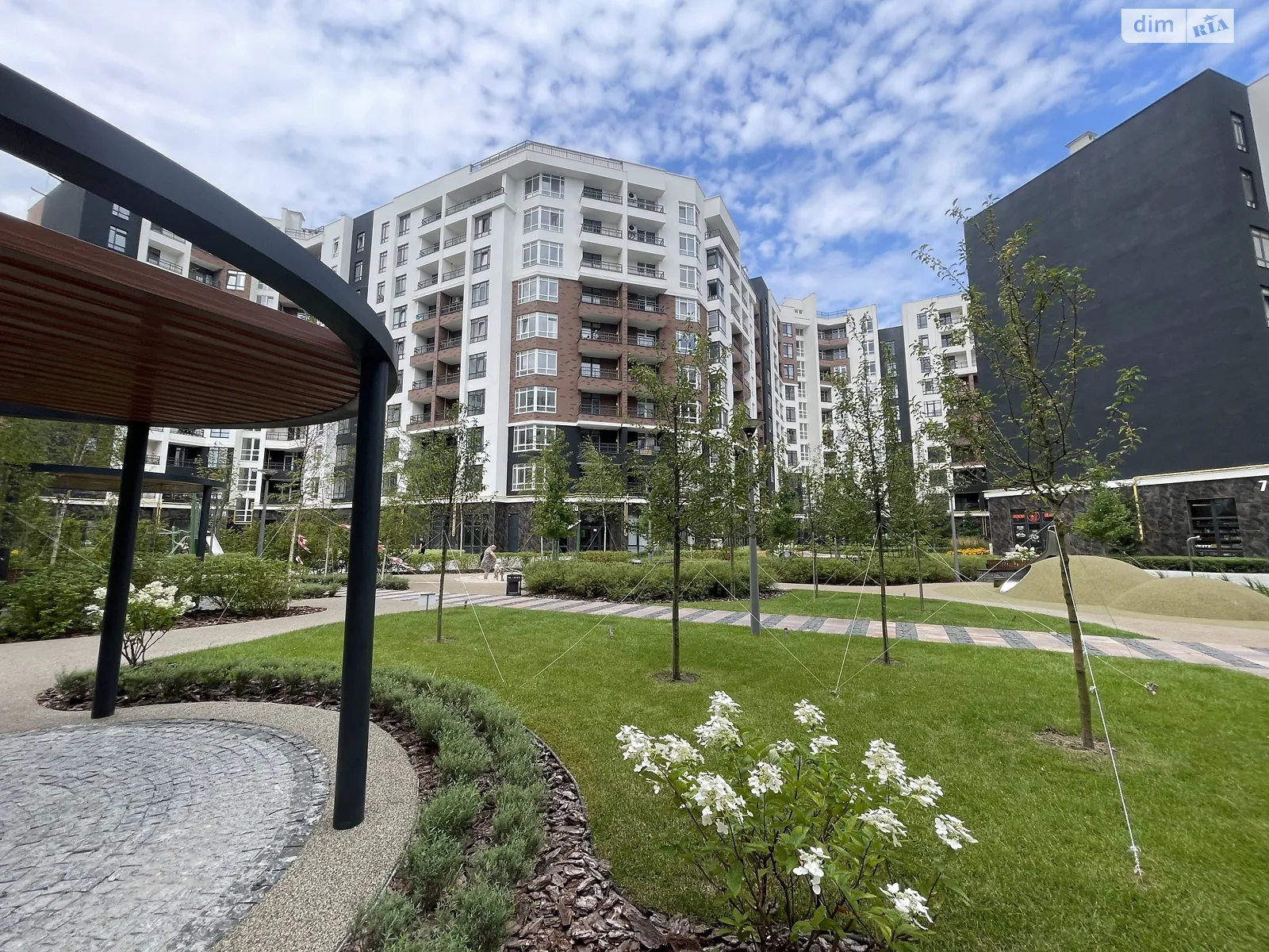 Продается 1-комнатная квартира 39 кв. м в Ирпене, ул. Кобылянской Ольги - фото 1