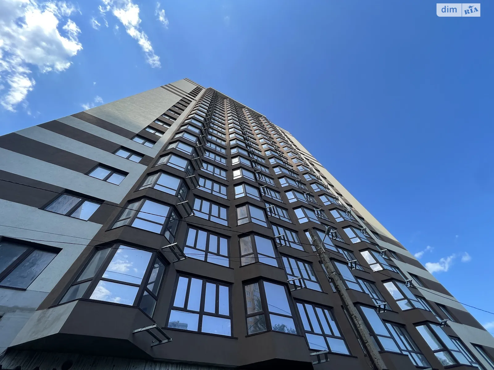 Продается 1-комнатная квартира 52.81 кв. м в Одессе, пер. Среднефонтанский, 1А - фото 1
