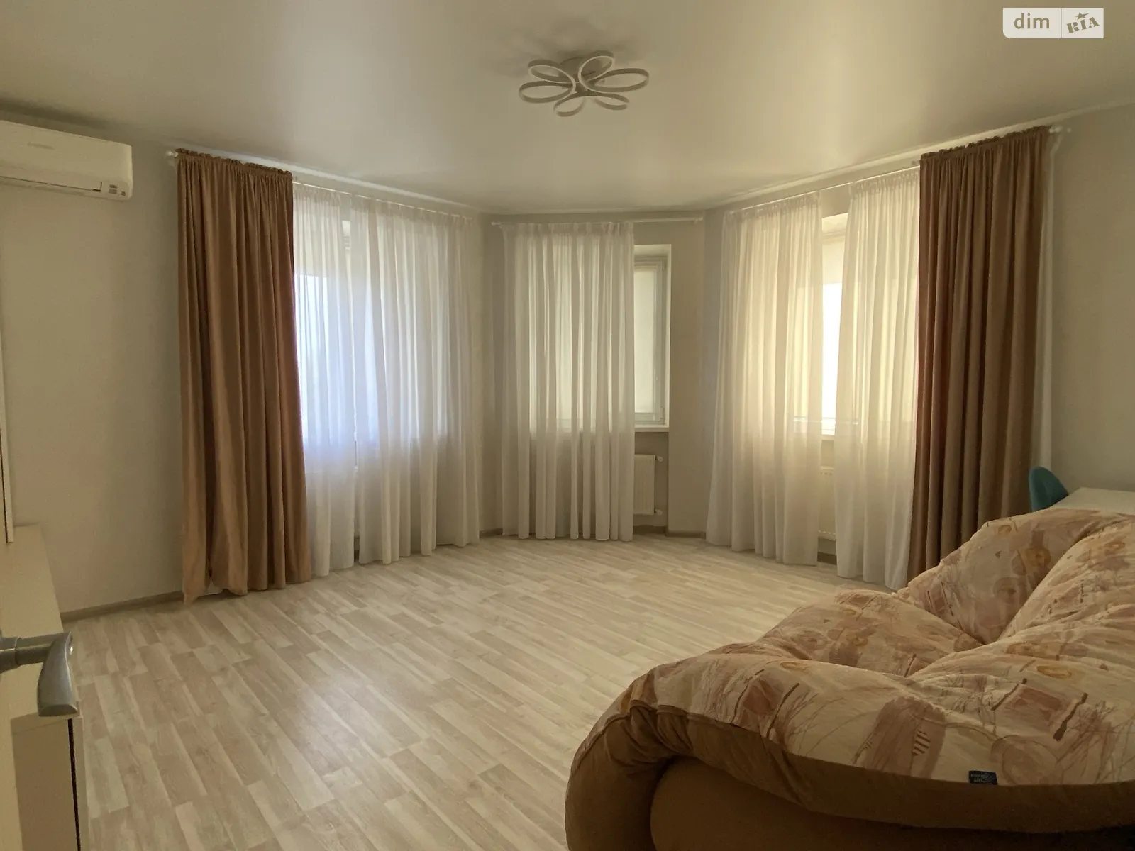 Продається 2-кімнатна квартира 52.6 кв. м у Ірпені, вул. Котляревського, 31Б - фото 1