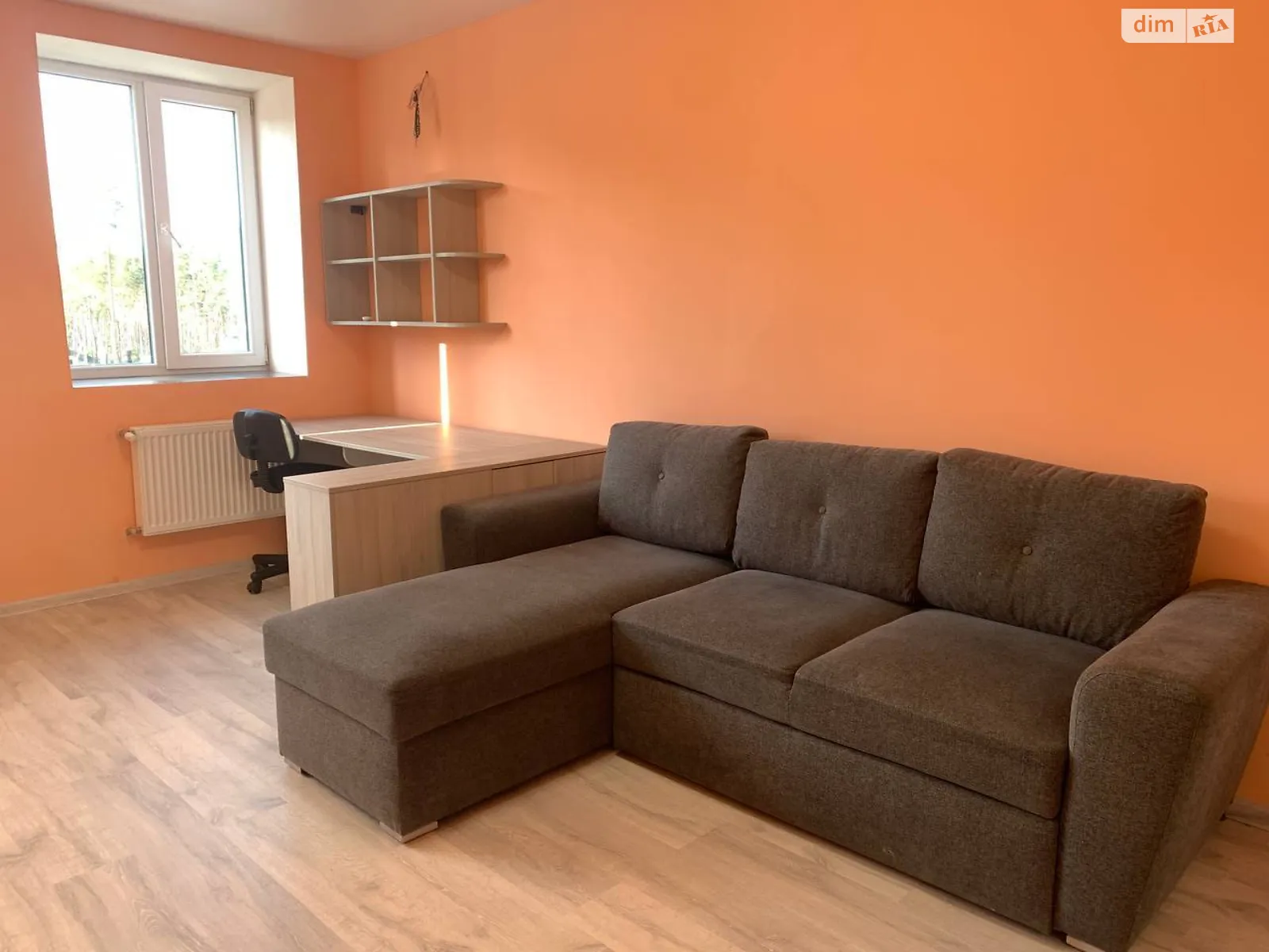 Продается 1-комнатная квартира 39.8 кв. м в Гостомеле, ул. Охотничья, 24 - фото 1