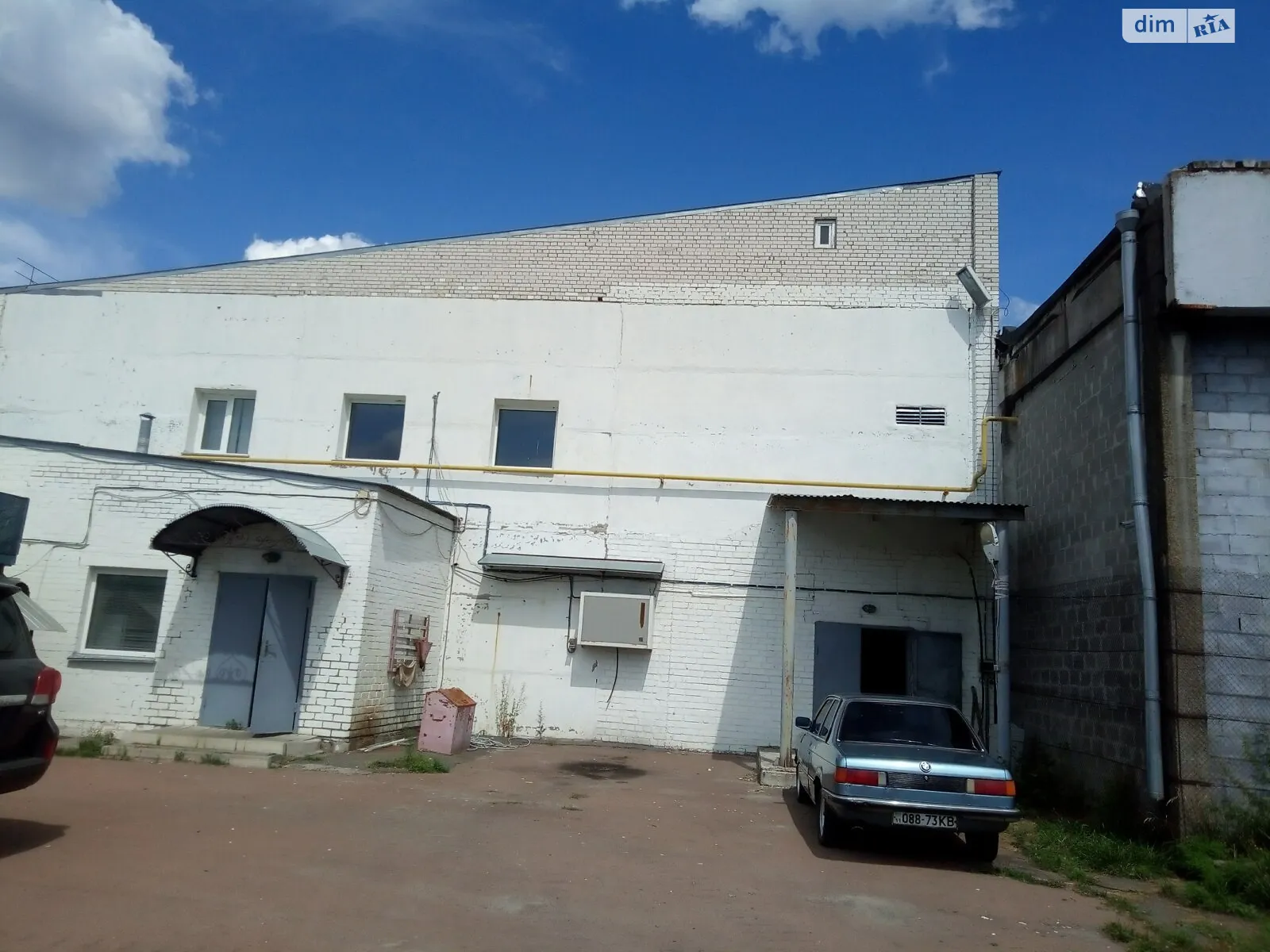 Продается объект сферы услуг 1000 кв. м в 2-этажном здании, цена: 305000 $ - фото 1
