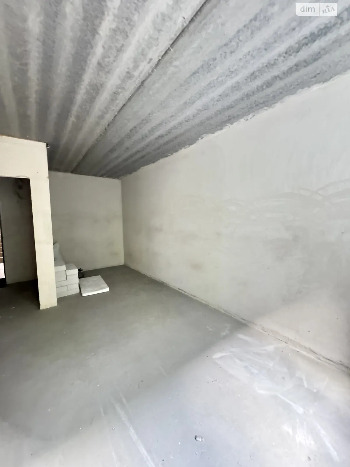 Продается 1-комнатная квартира 39 кв. м в Ирпене, ул. Григория Сковороды - фото 1