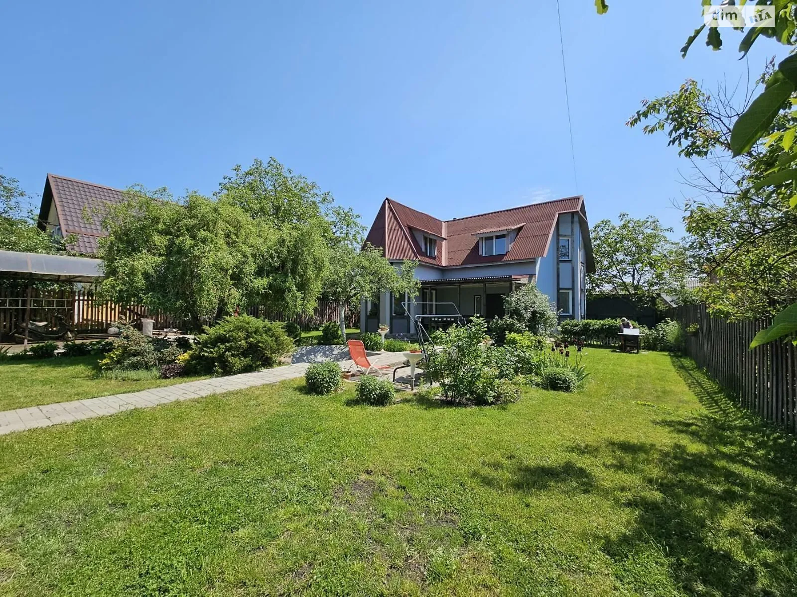 Продается дом на 2 этажа 175 кв. м с подвалом, цена: 115000 $ - фото 1