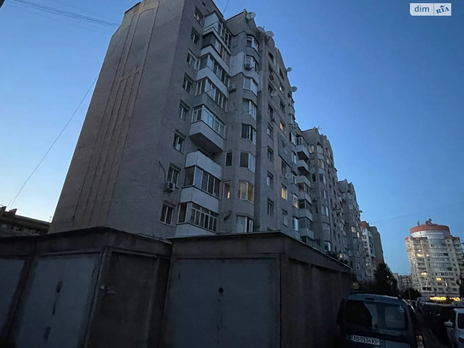 Продается отдельно стоящий гараж под легковое авто на 20 кв. м, цена: 7999 $ - фото 1