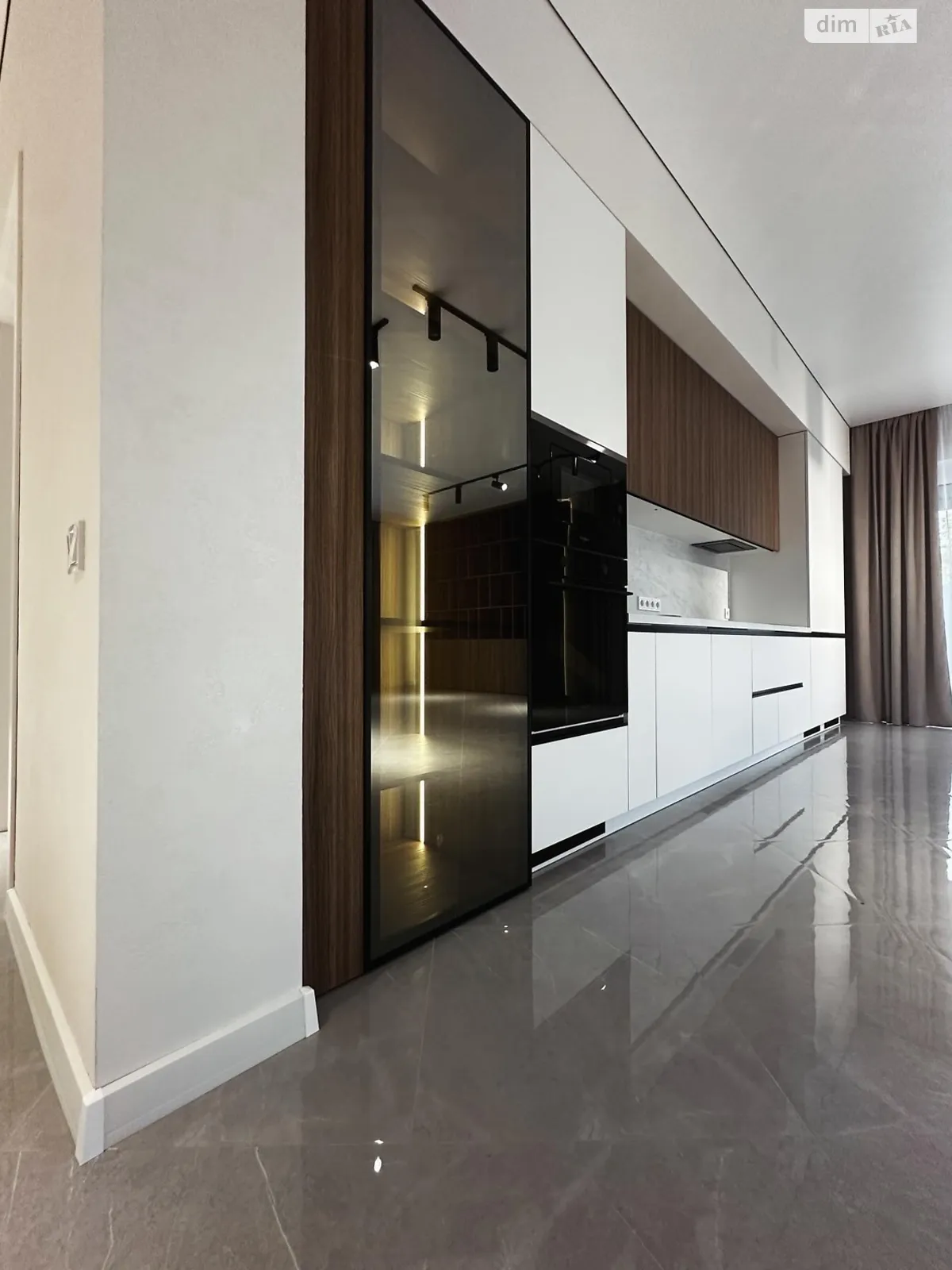 Продается одноэтажный дом 144 кв. м с бассейном, цена: 240000 $ - фото 1