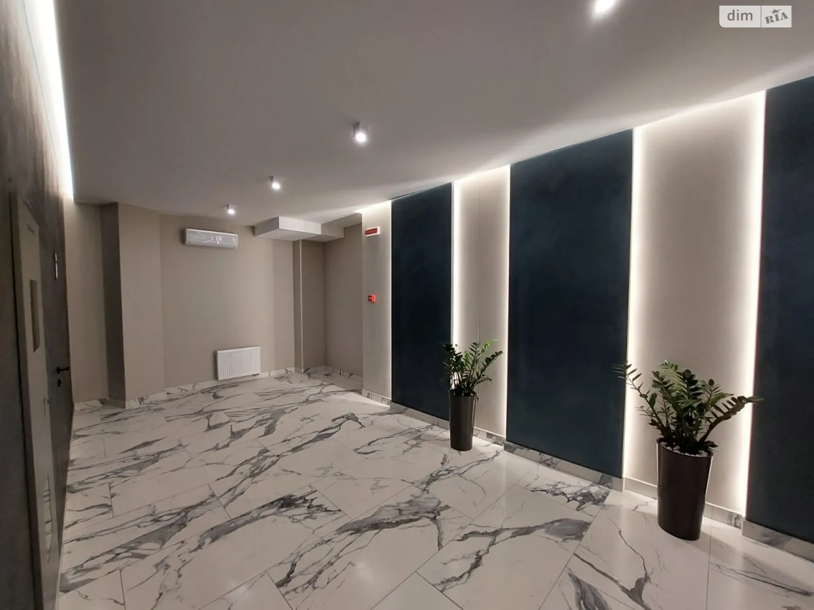Продается 3-комнатная квартира 82.6 кв. м в Одессе, ул. Дача Ковалевского, 5 - фото 1