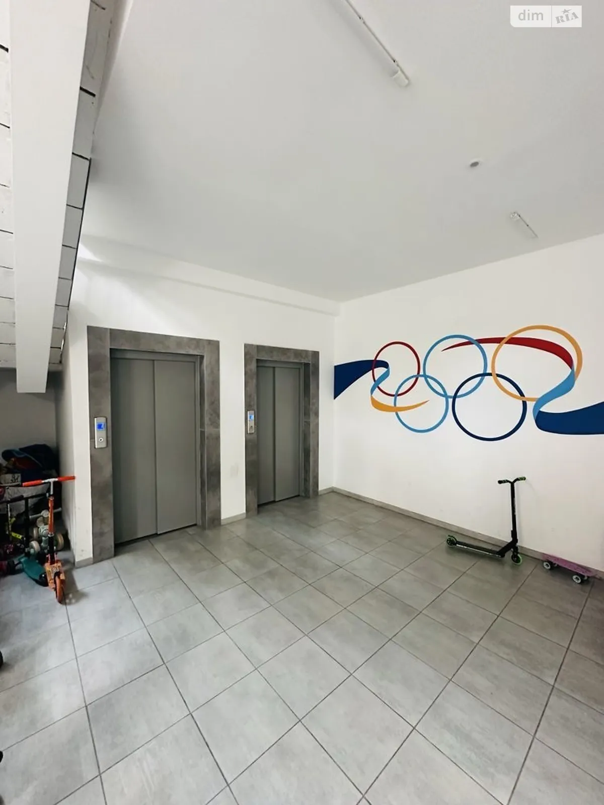 Продается 2-комнатная квартира 65 кв. м в Днепре, ул. Гетманская, 5 - фото 1