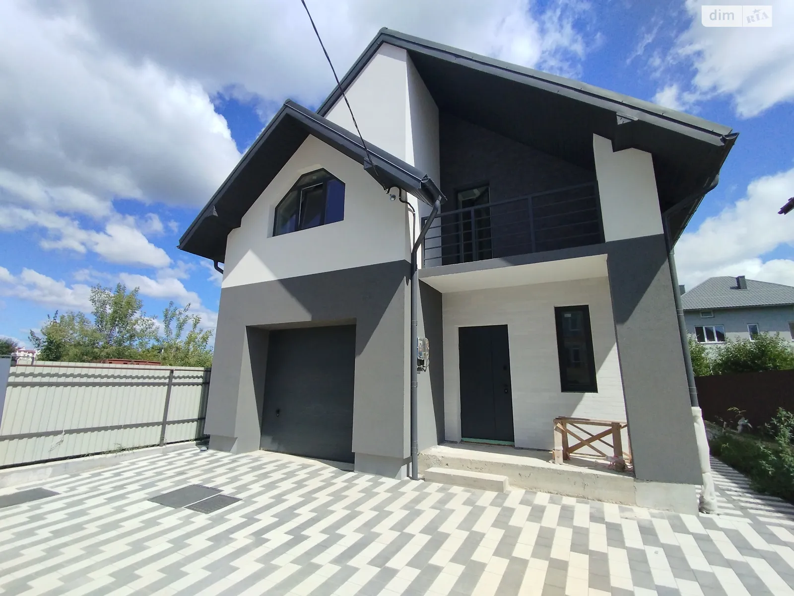 Продается дом на 2 этажа 132 кв. м с мебелью, цена: 124000 $ - фото 1