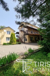 Продаж комерційного приміщення, Чернівецька, Мигове, Центральна вулиця