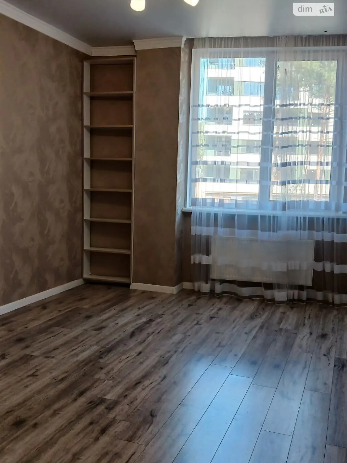 Продается 2-комнатная квартира 68 кв. м в Гостомеле - фото 1