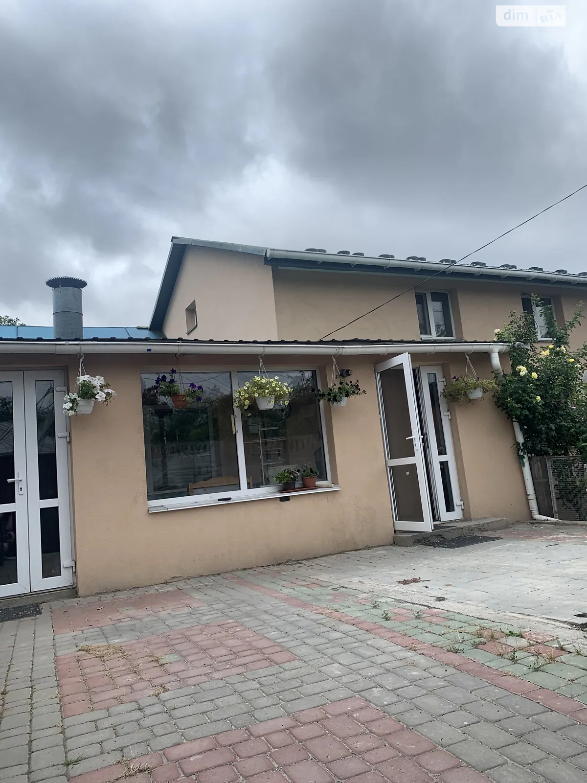 Продается часть дома 136.8 кв. м с беседкой, цена: 100000 $ - фото 1