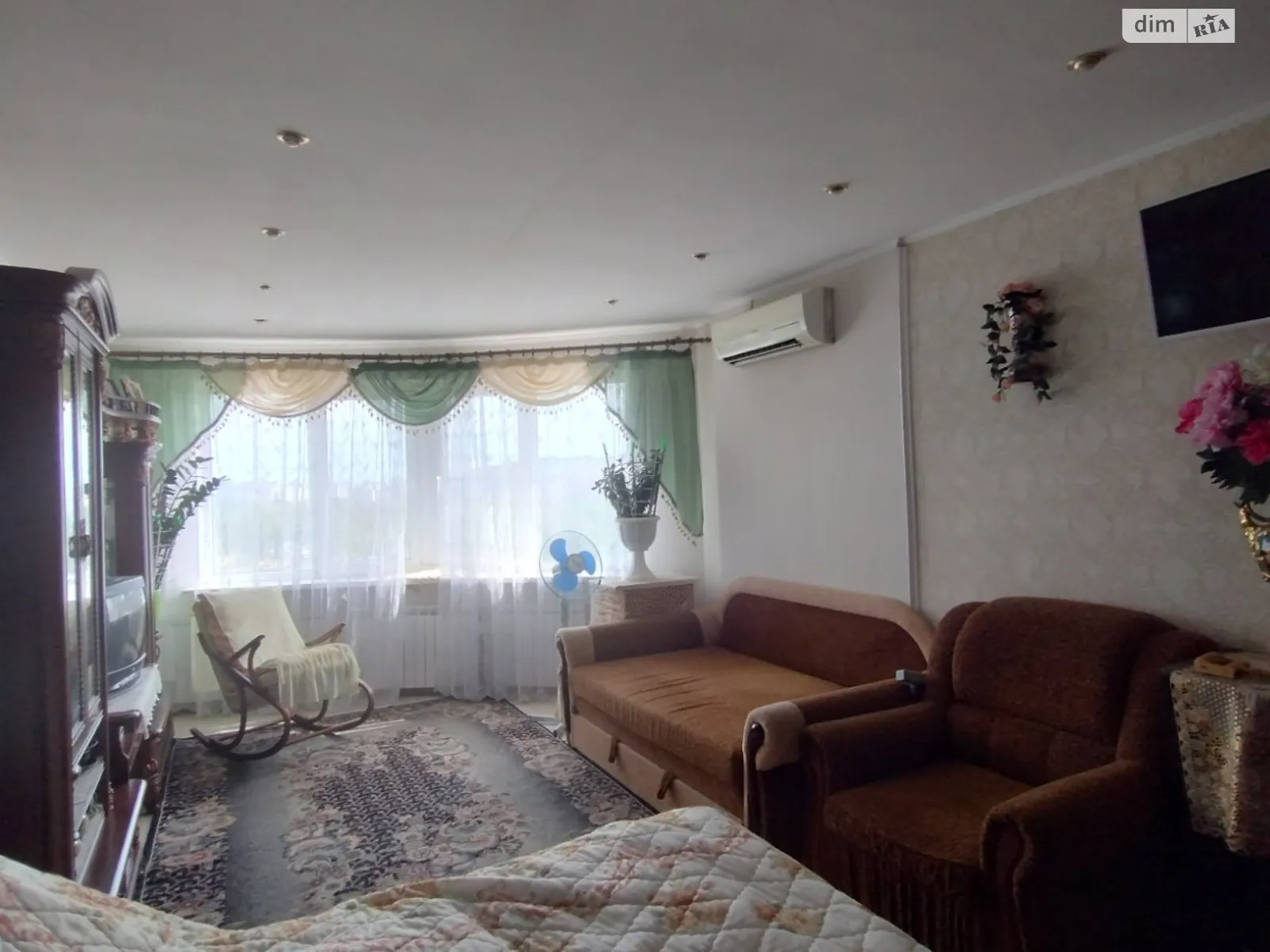Продається 1-кімнатна квартира 50.7 кв. м у Києві, Харківське шосе, 19Б - фото 1